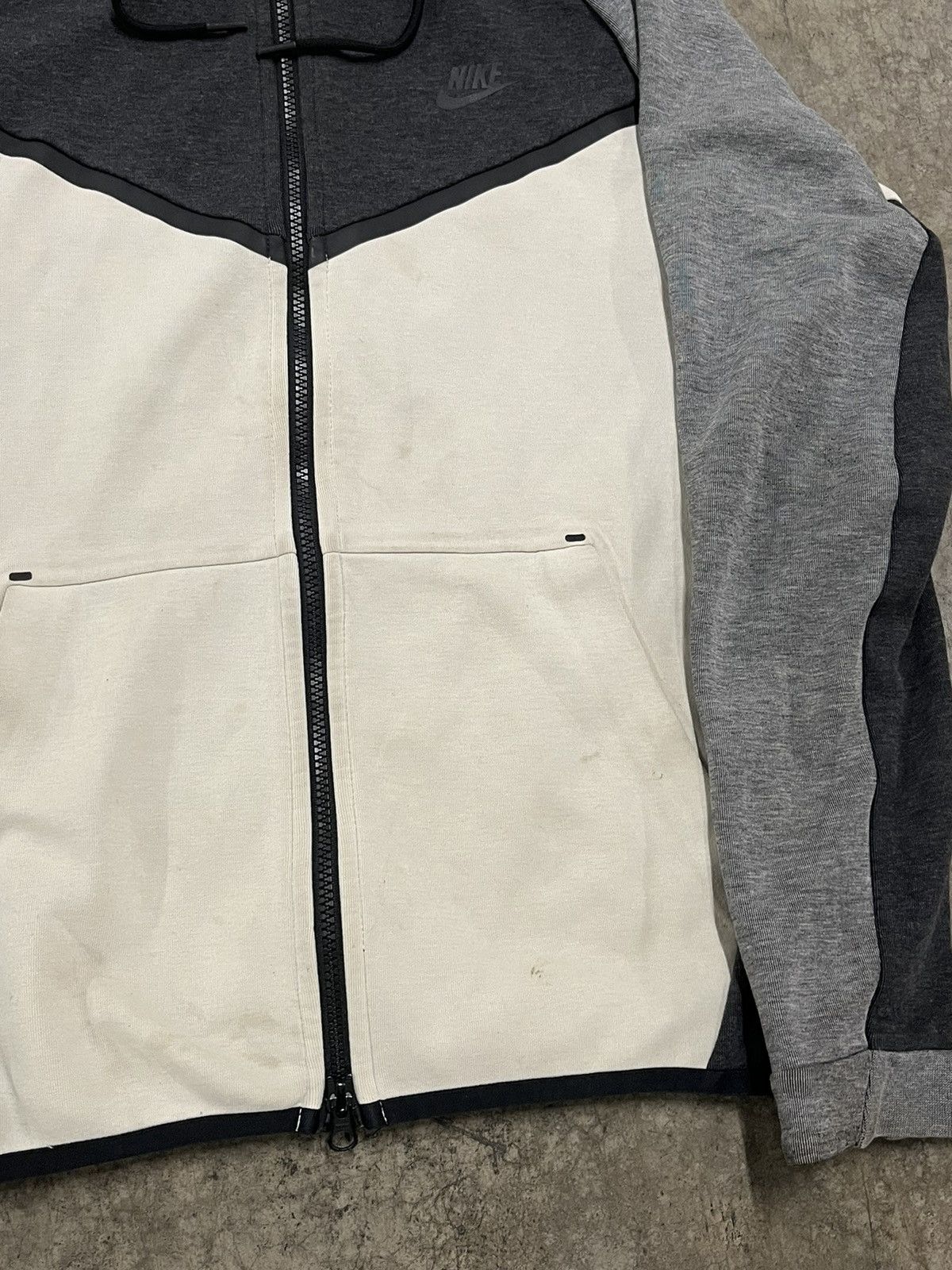 Nike Nike tech jacket streetwear hype rare drill size medium Size US M / EU 48-50 / 2 - 8 Thumbnail