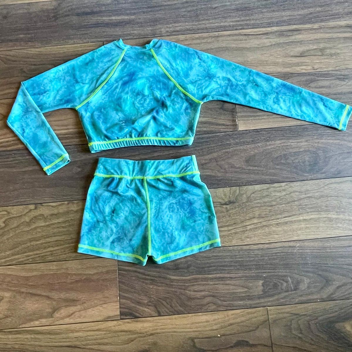 Other Women’s Surf Swim Set – Aqua Blue Crop Top & Shorts Size S / US 4 / IT 40 - 2 Thumbnail