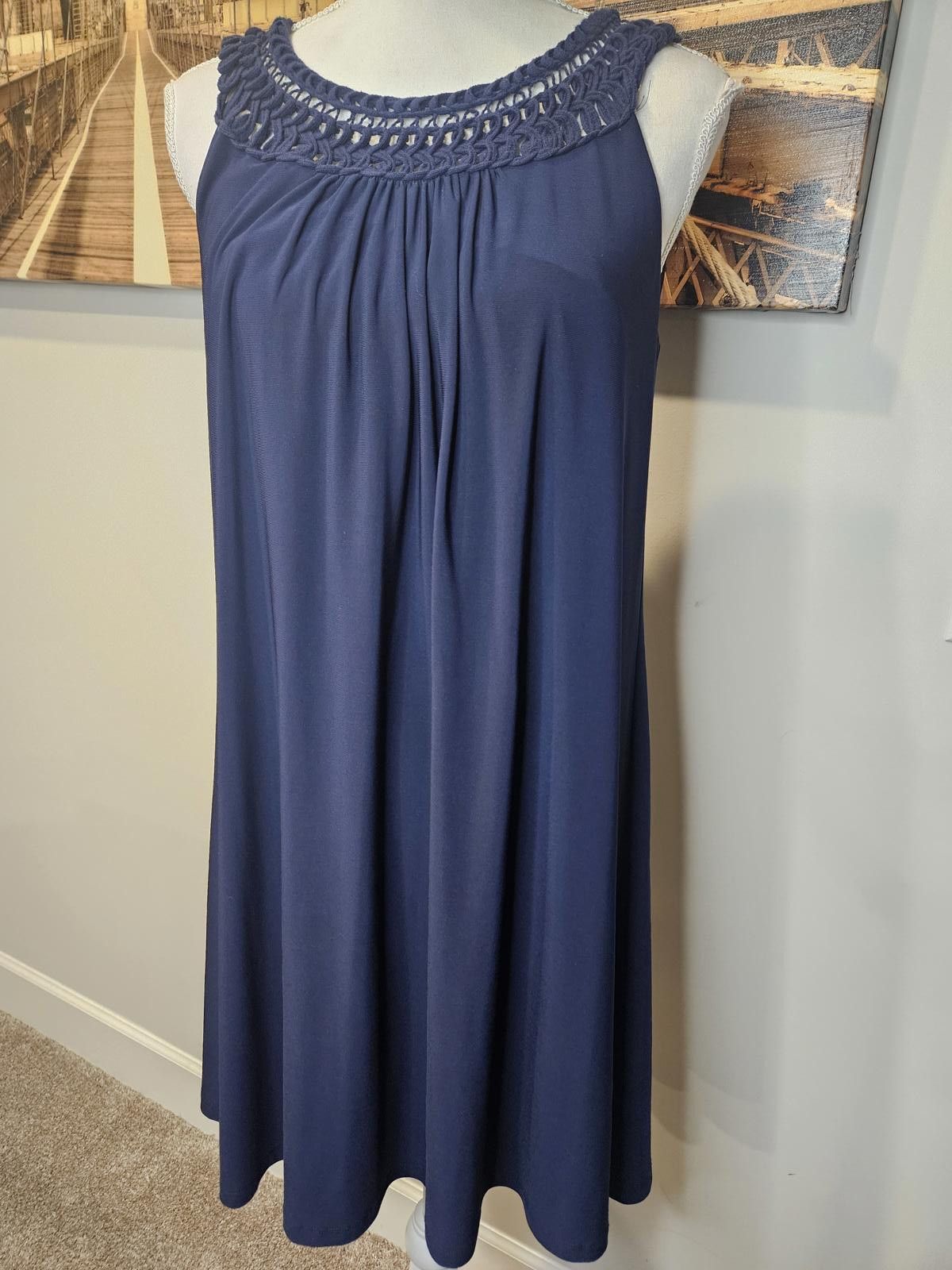 Designer Jessica Howard Navy Dress with Crochet Neckline Size L / US 10 / IT 46 - 1 Thumbnail