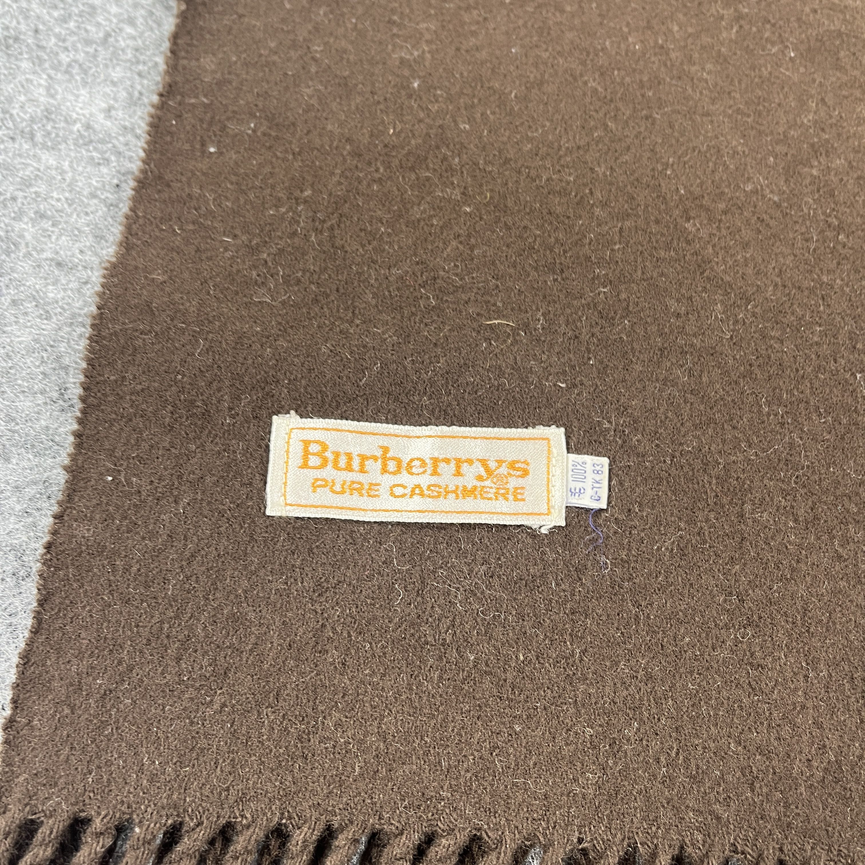 Burberry Vintage Burberry Scarf / Muffler / Neckwear T1048 Size ONE SIZE - 9 Thumbnail