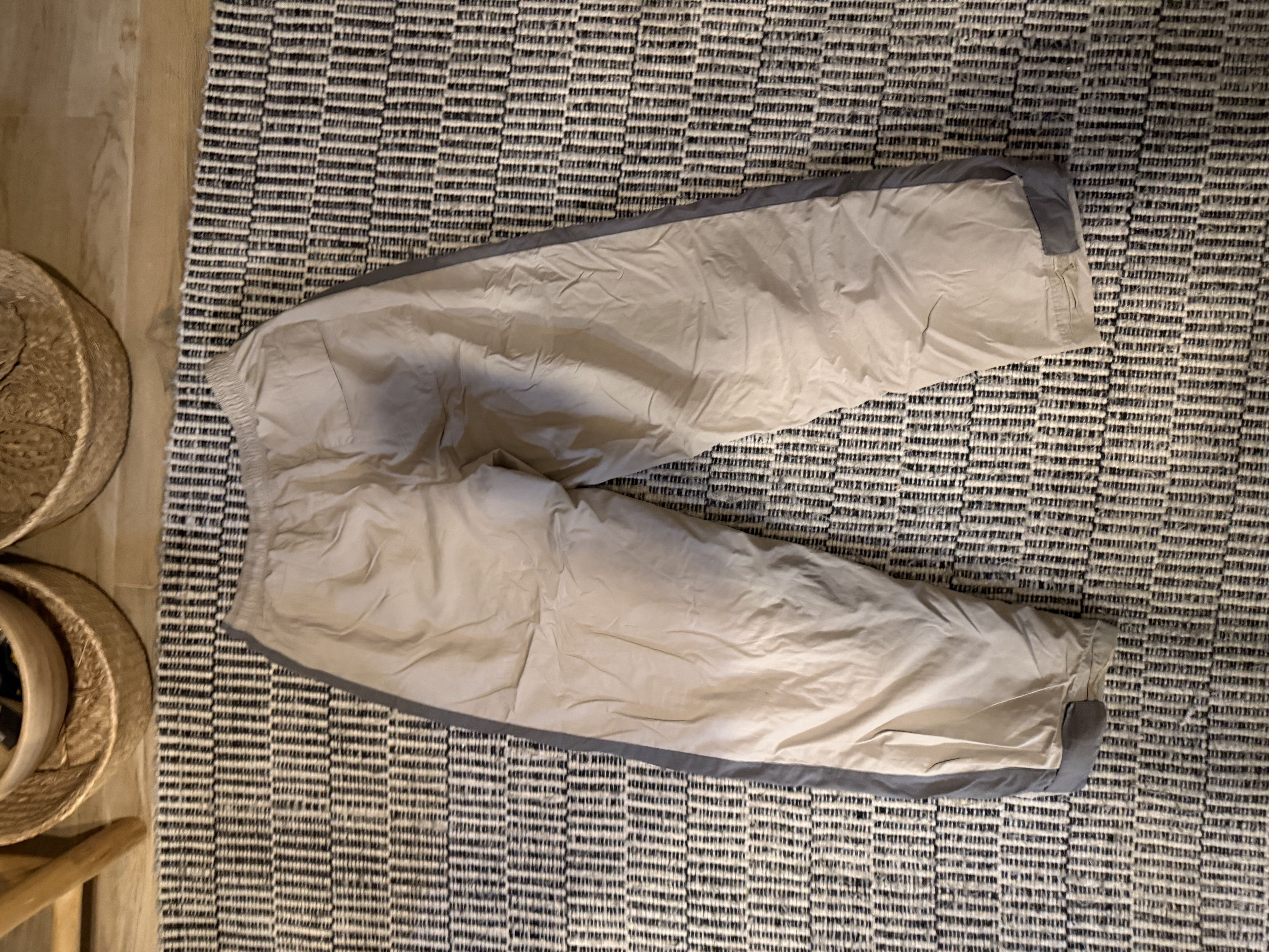 Nike Pantalones Deportivos Nike Vintage - Beige y Gris (Talla L) Size US 32 / EU 48 - 4 Thumbnail