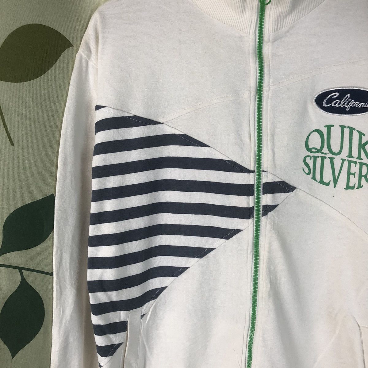 Quiksilver D Quiksilver vintage White sweater #7433 Size US L / EU 52-54 / 3 - 4 Thumbnail