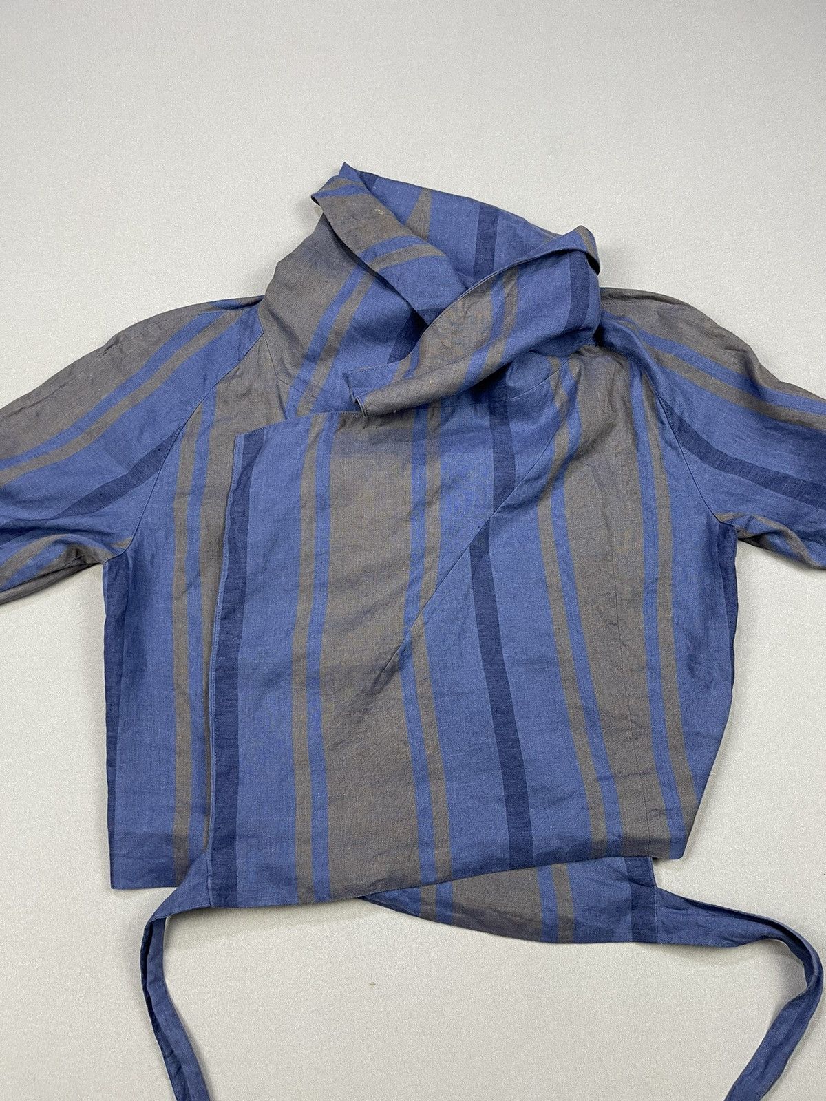 Hiroko Koshino Homme Hiroko Koshino Vintage Striped Traditional Crop Top Blouses Size M / US 6-8 / IT 42-44 - 6 Thumbnail