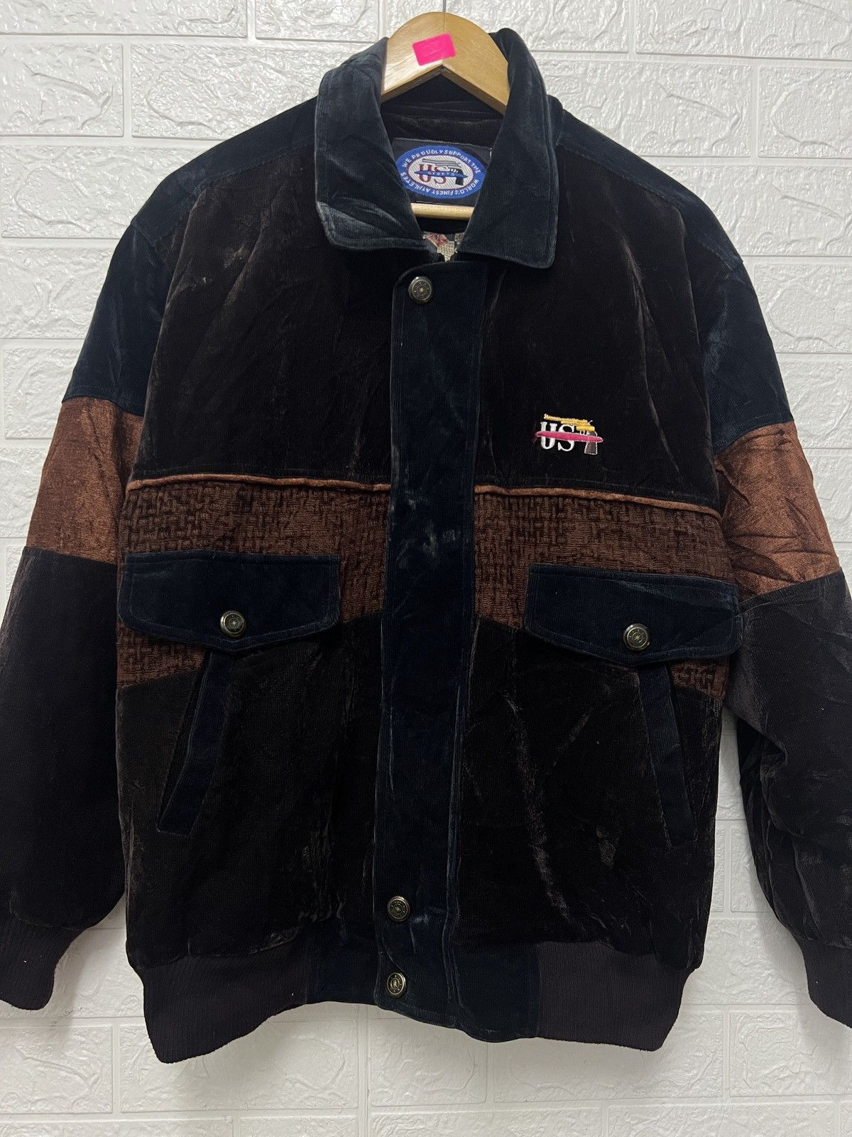 Designer × Vintage VINTAGE US FINEST ATHLETES Size US L / EU 52-54 / 3 - 1 Thumbnail