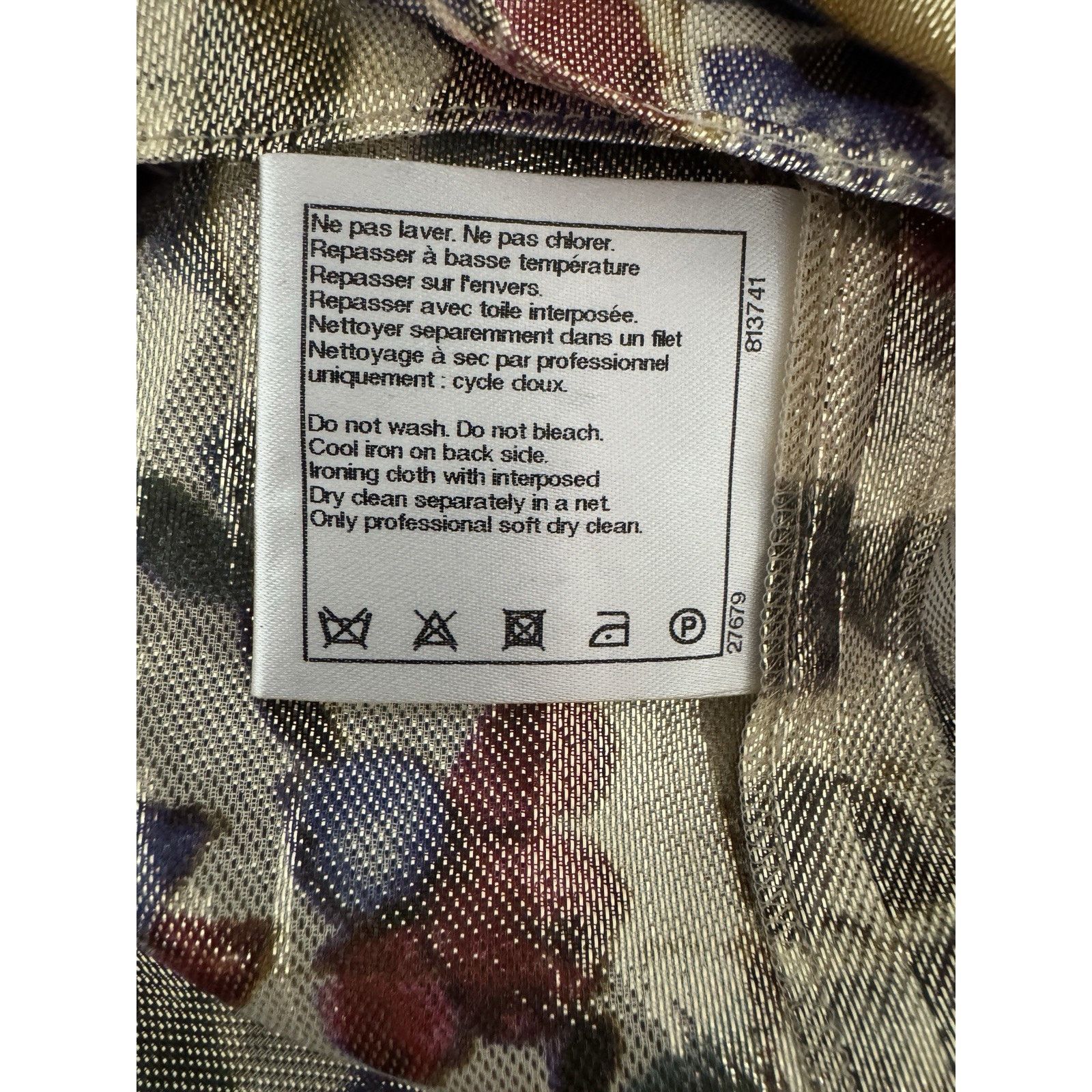 Chanel NWT CHANEL Silk Blouse 2015 Collection Karl Lagerfeld Size S / US 4 / IT 40 - 17 Thumbnail