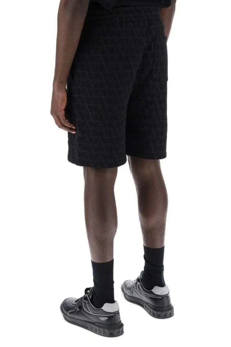 o1s22i1n0324 Toile Iconographe Sweatshorts in Black