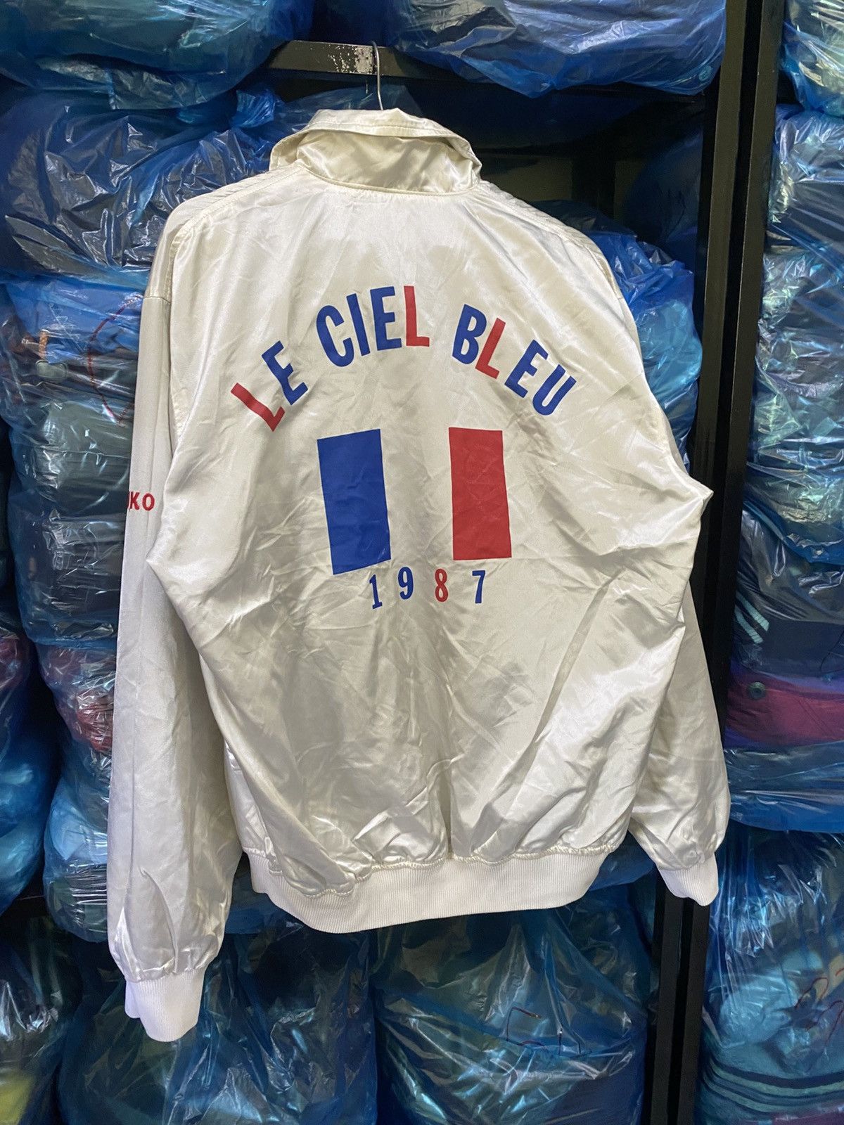 Vintage VINTAGE LA CIEL BLUE SATIN JACKET MADE IN JAPAN Size US L / EU 52-54 / 3 - 3 Thumbnail