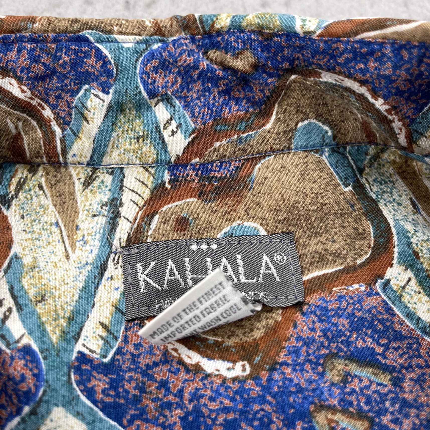Vintage VINTAGE Kahala Shirt Mens M Blue Geometric Hawaiian Button-Up 80s Sympathy 80s? Size US M / EU 48-50 / 2 - 5 Thumbnail
