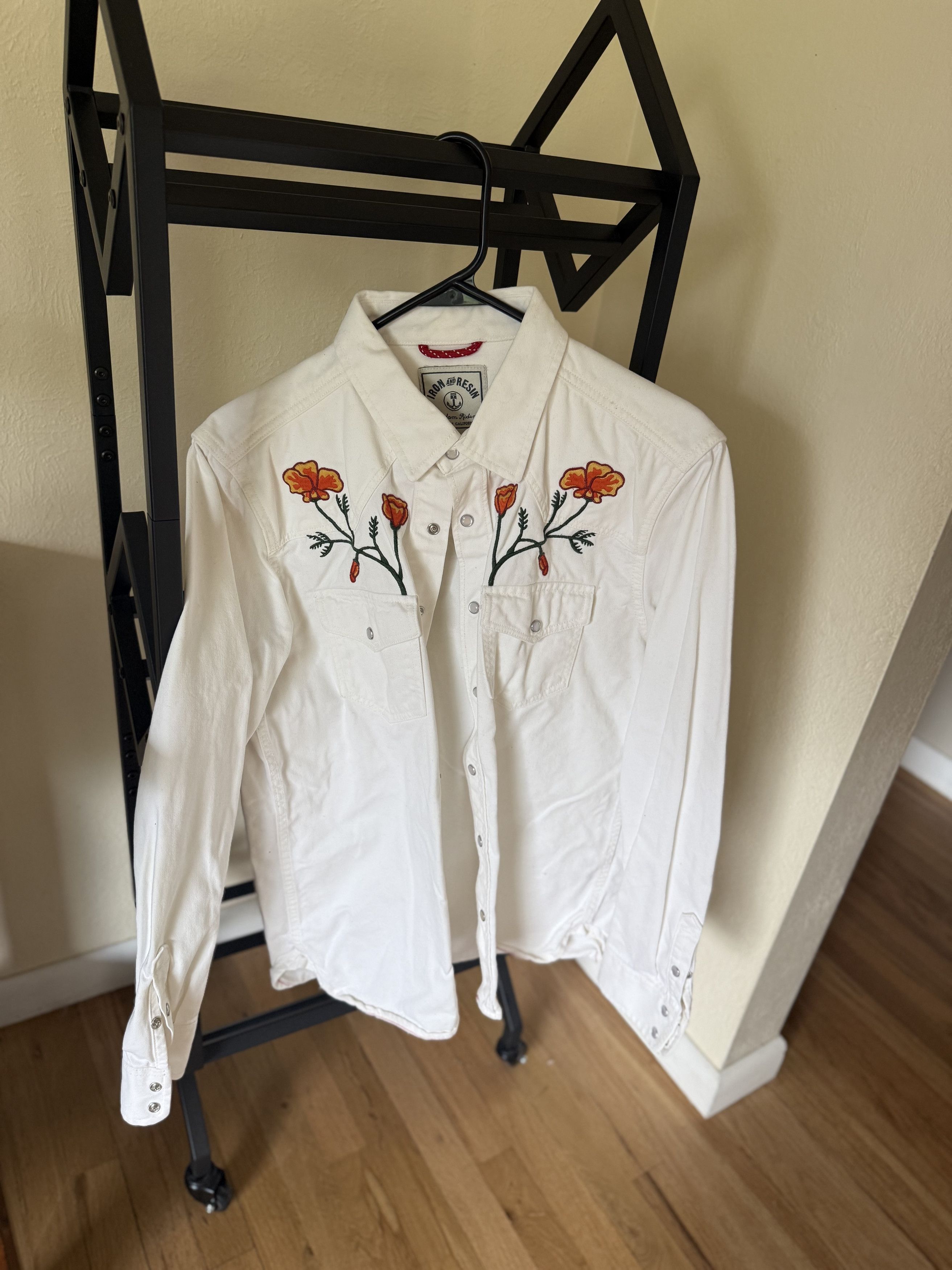 Iron & Resin Iron & Resin Western Shirt — White Embroidered Floral Snap Size US S / EU 44-46 / 1 - 1 Thumbnail