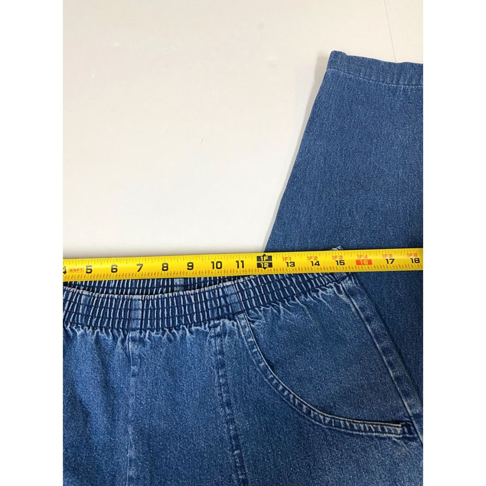 Vintage Sag Harbor Jeans 30x29 Blue Denim Straight Zip Pockets Womens Regular 30 in Inseam 29 in Retro Modern USA Designer Size 30" / US 8 / IT 44 - 4 Thumbnail