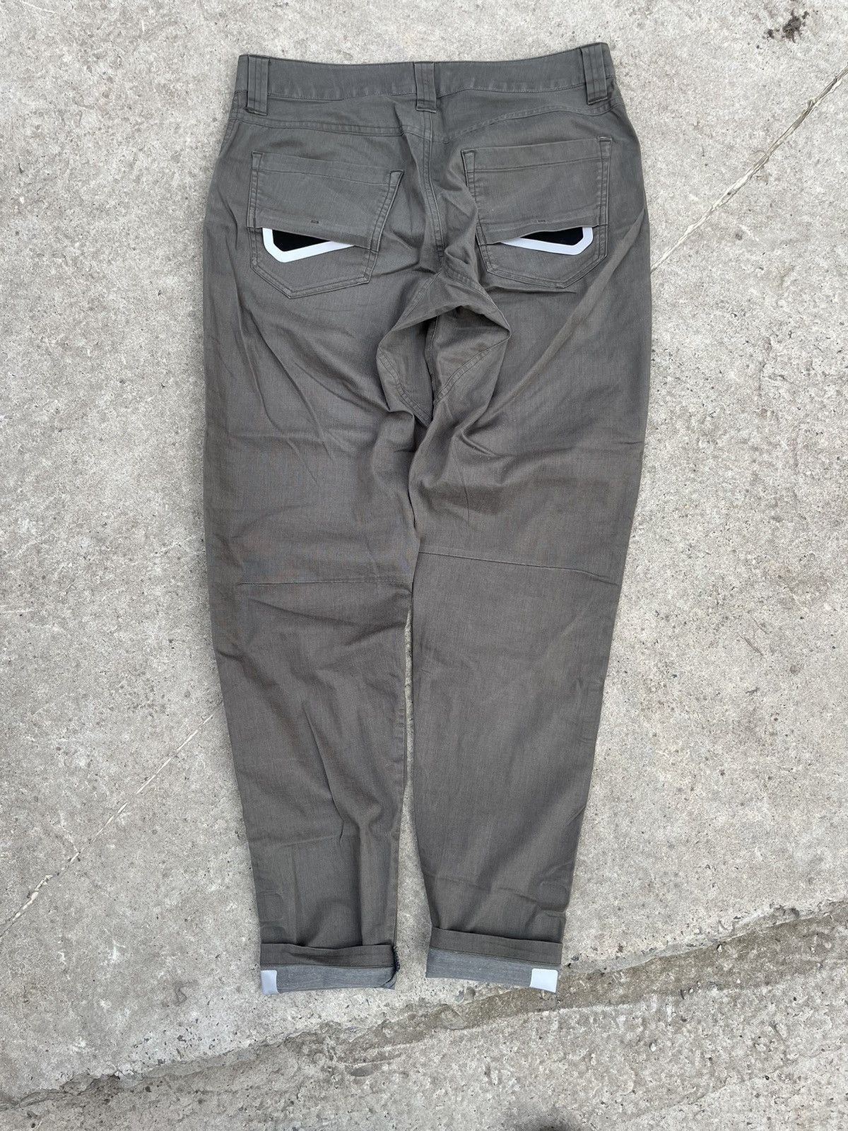 image of Arcteryx Commutator Waterproof Pants Gorpcore Y2K in Brown, Men's (Size 32)