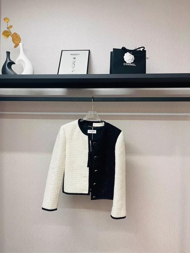 Yves Saint Laurent Black and White Tweed Jacket with Buttons Size US M / EU 48-50 / 2 - 1 Thumbnail