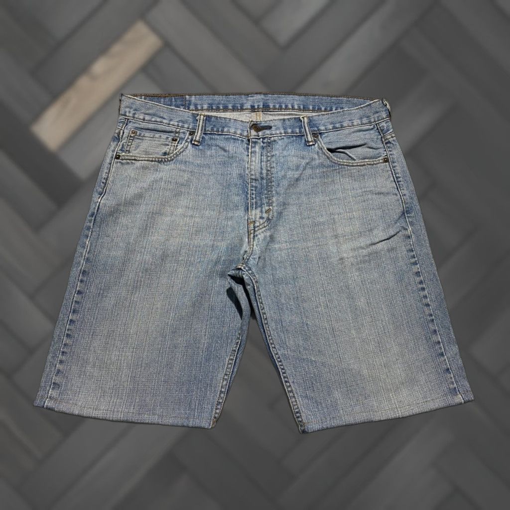 Levi's Levi's 569 Denim Shorts Men 36x11 Blue Hemmed Jorts Light Wash Bermuda Casual Summer Retro Classic Shorts Mens Size US 36 / EU 52 - 1 Thumbnail