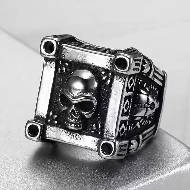 Jewelry × Vintage Vintage Goth Skull Head Ring Size ONE SIZE - 1 Thumbnail