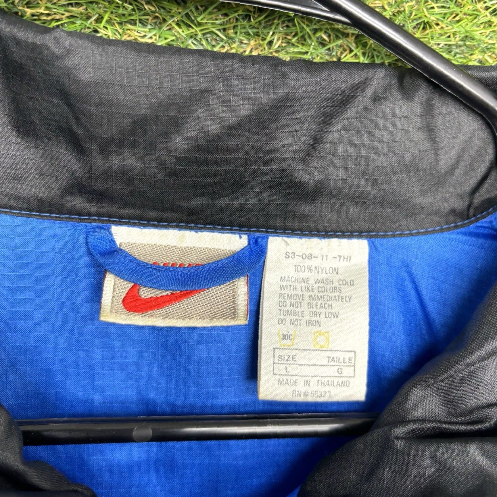 Nike VINTAGE Nike Windbreaker Jacket Mens L blue Nike Spellout 90s Sportswear Full Zip Size US L / EU 52-54 / 3 - 7 Thumbnail
