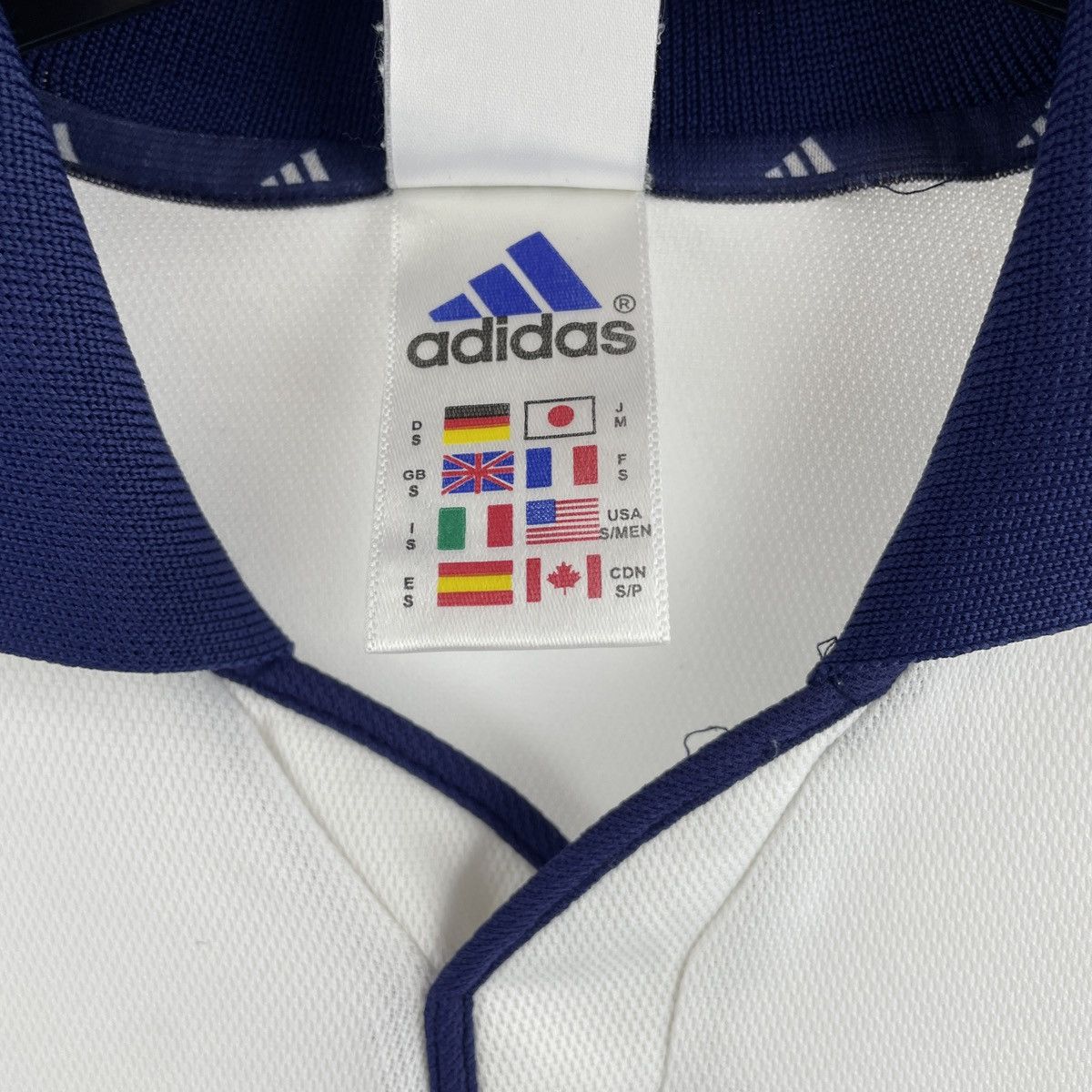 Adidas Vintage Real Madrid Home Jersey Shirt Rare 2000/2001 size S Size US S / EU 44-46 / 1 - 8 Thumbnail
