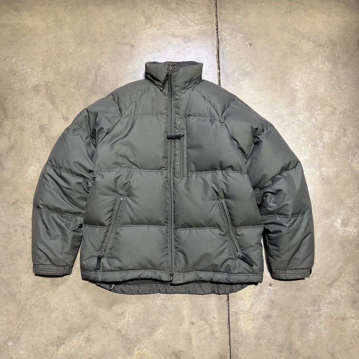 Old Navy Vintage Old Navy Puffer Jacket Quilted Down Nuptse Gorpcore Size US M / EU 48-50 / 2 - 5 Thumbnail