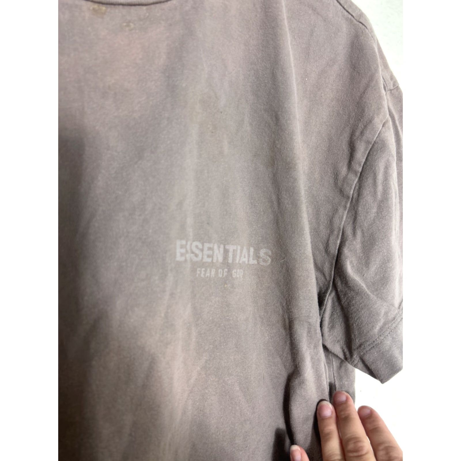 Fear of God VINTAGE Essentials Fear Of God Brown Short Sleeve T Shirt Size S Men Stains Holes Size US S / EU 44-46 / 1 - 6 Thumbnail