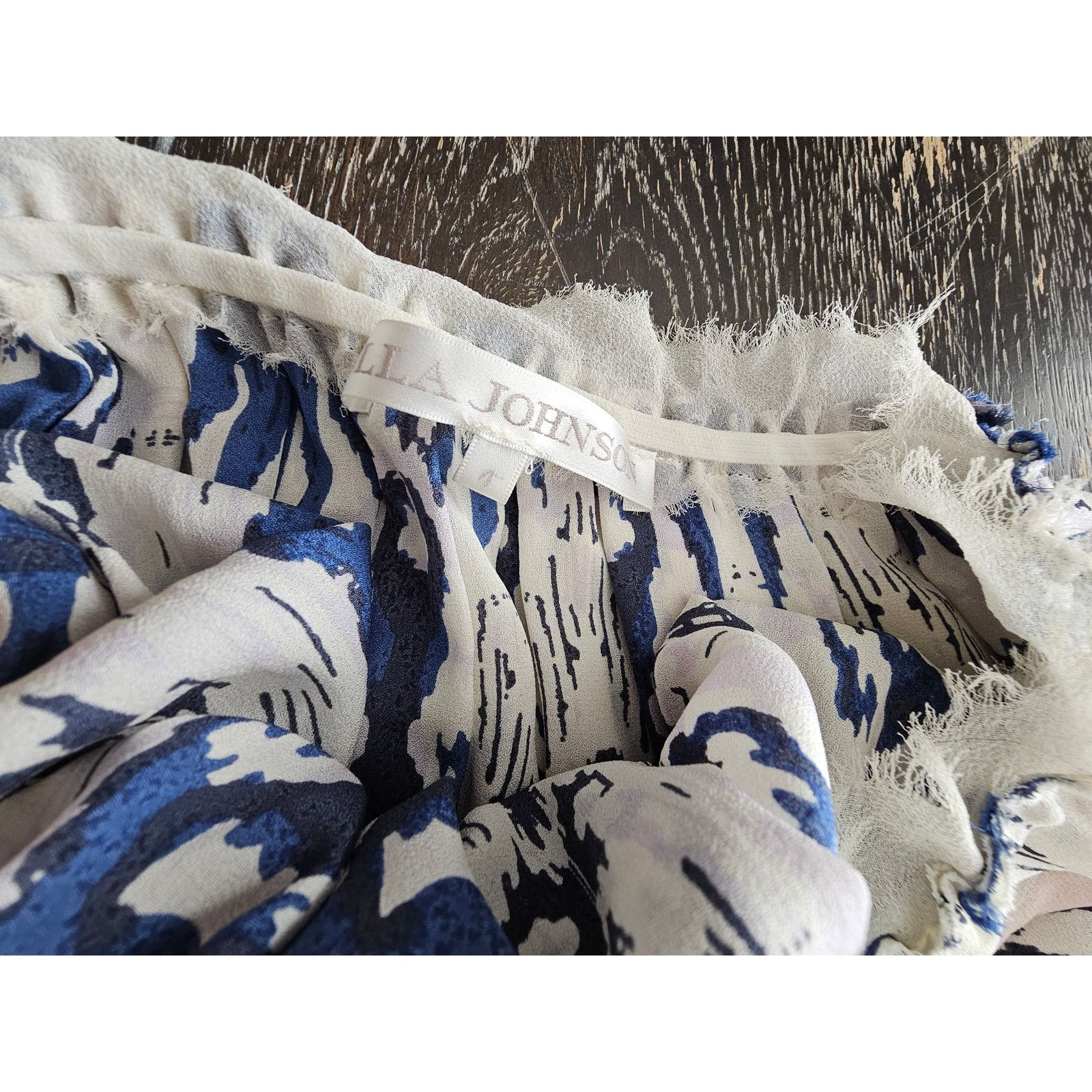 Ulla Johnson ULLA JOHNSON 100% Silk Chiffon Batik Print Midi Skirt 4 Size 27" / US 4 / IT 40 - 9 Thumbnail