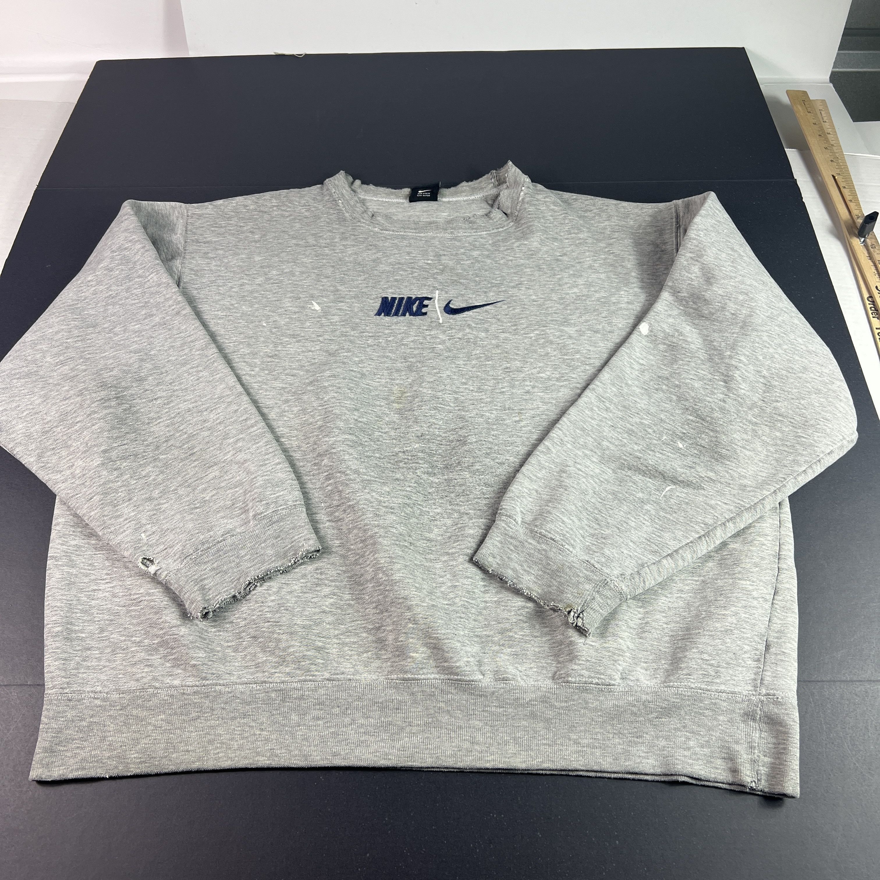 Nike VTG 90s Nike Sweatshirt Grey & Blue Logo Thrashed Crewneck Size US XL / EU 56 / 4 - 1 Thumbnail