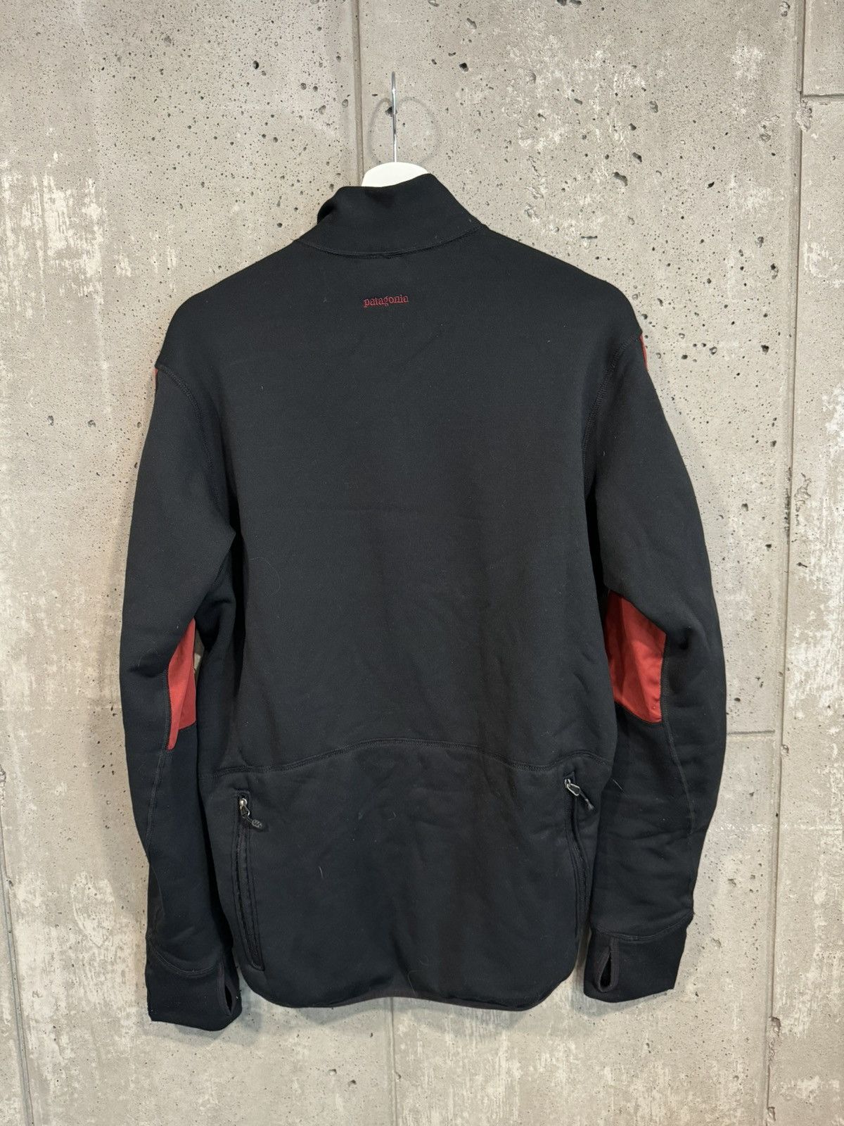Patagonia Patagonia Men’s Red & Black Lightweight Full-Zip Jacket Size US L / EU 52-54 / 3 - 4 Thumbnail