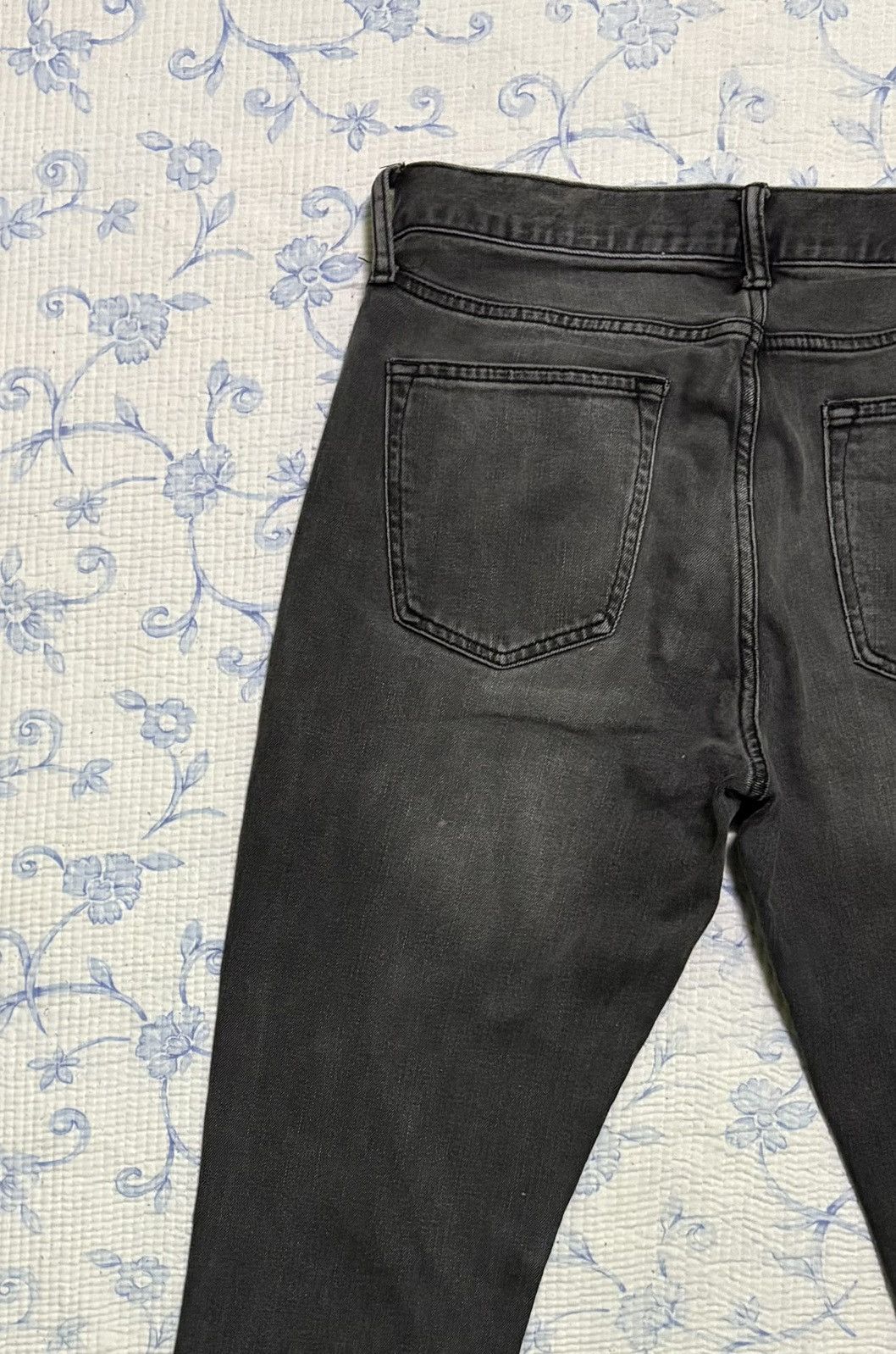 Old Navy Old Navy Streetwear Skinny Slim Fit Denim Size US 33 - 9 Thumbnail