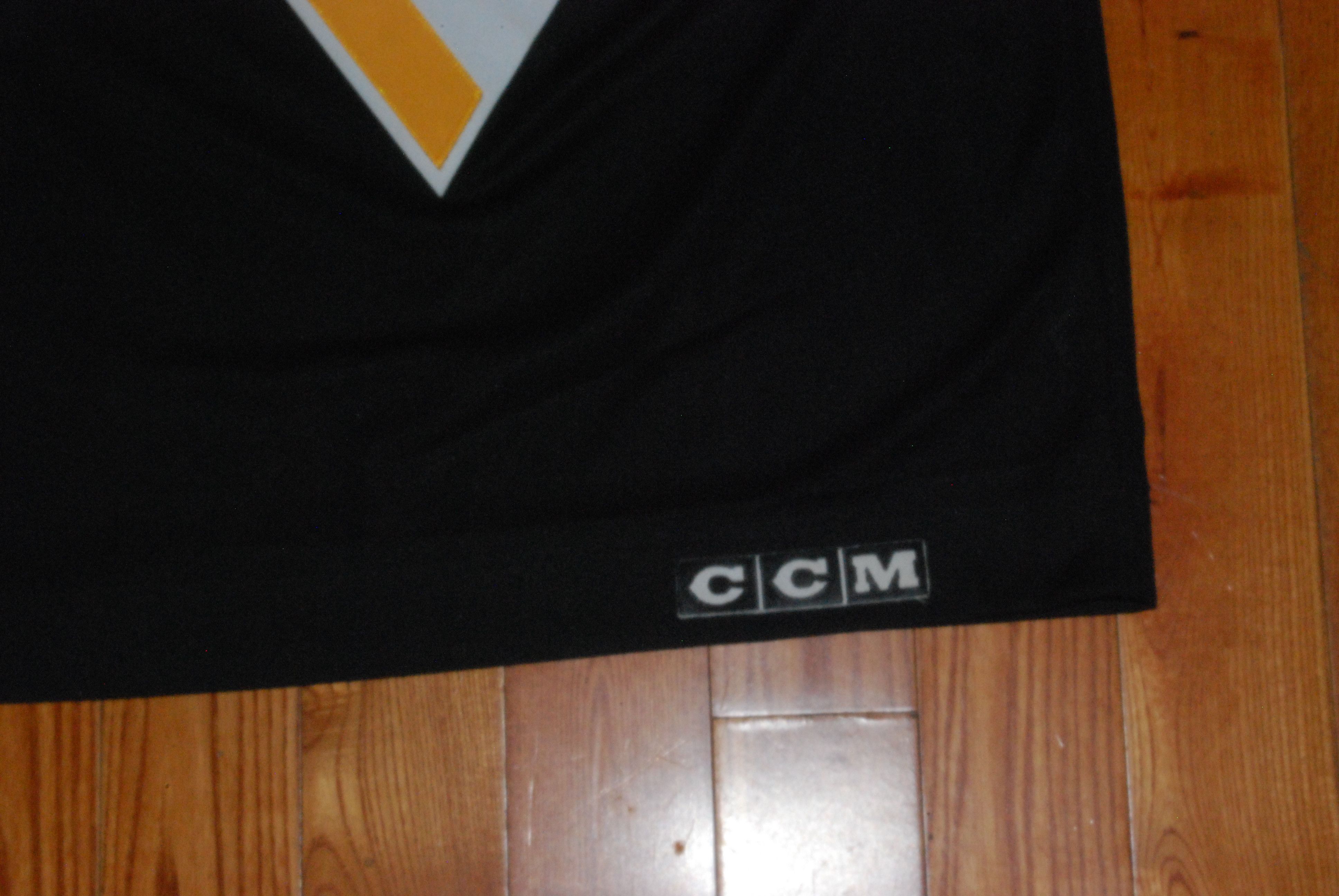 Ccm CCM Center Ice Pittsburgh Penguins Mario Lemieux NHL Jersey Size US L / EU 52-54 / 3 - 3 Thumbnail