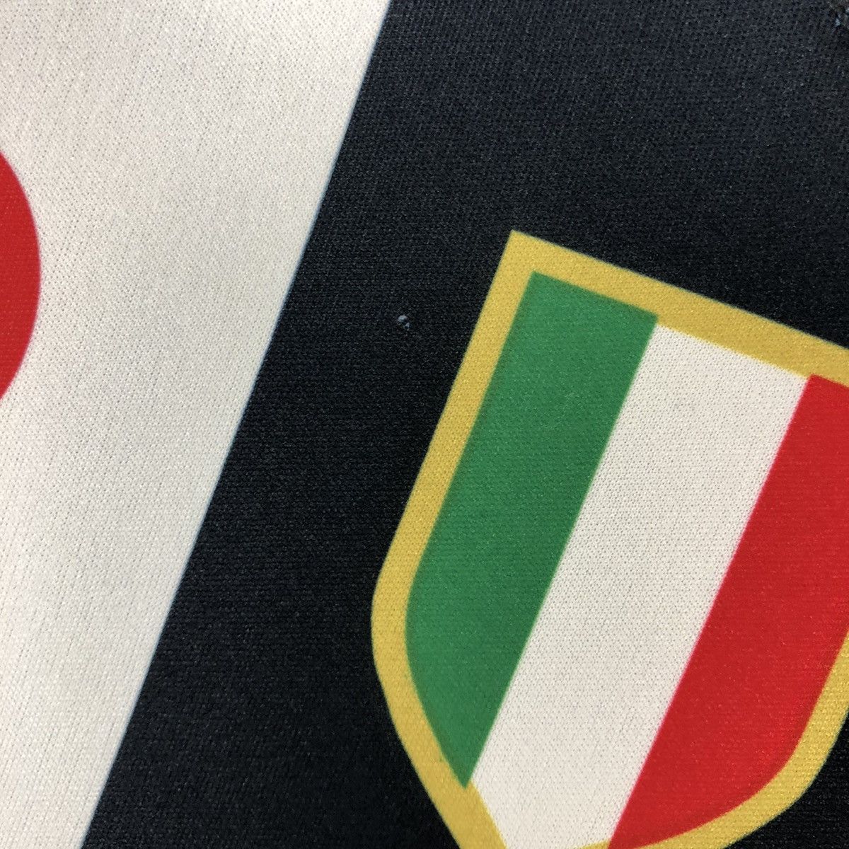 Other Ronaldo Juventus copy soccer jersey official product Size US M / EU 48-50 / 2 - 3 Thumbnail