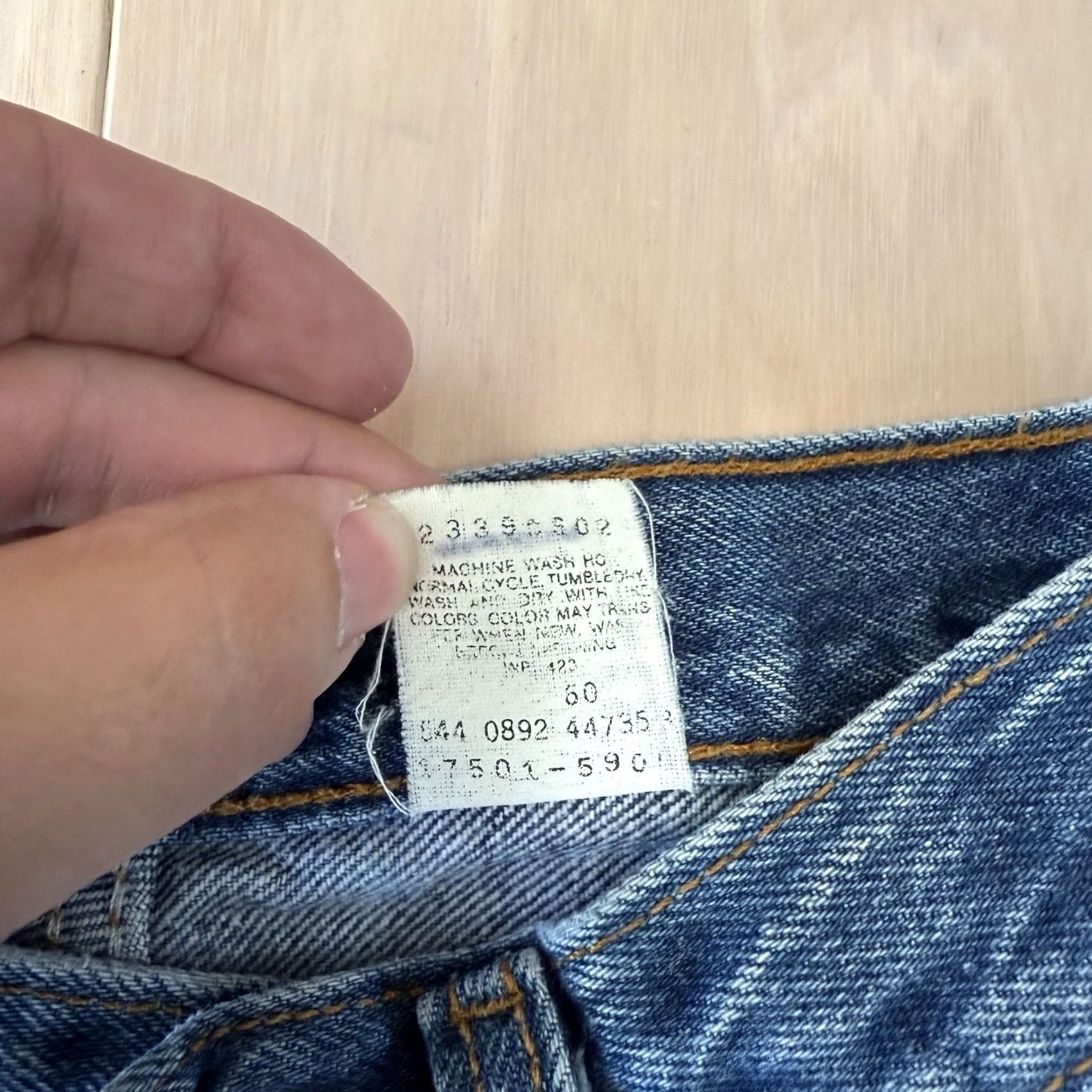 Levi's VINTAGE Levi's 501 Jeans 25 Blue Denim Made in USA Workwear Non Selvedge Mens Jeans 80s Size US 26 / EU 42 - 5 Thumbnail