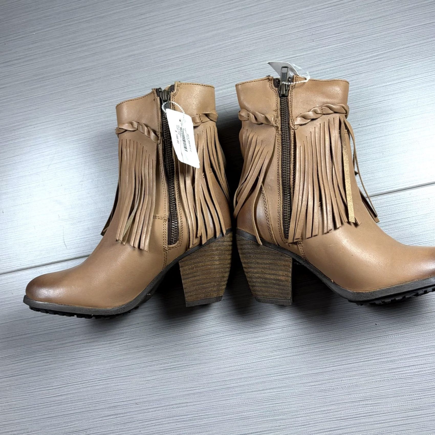 Harley Davidson Harley-Davidson Retta Boots Womens Size 7 Brown Leather Fringe Ankle Zip Bootie Subcategory: Shoes Size US 7 / IT 37 - 3 Thumbnail