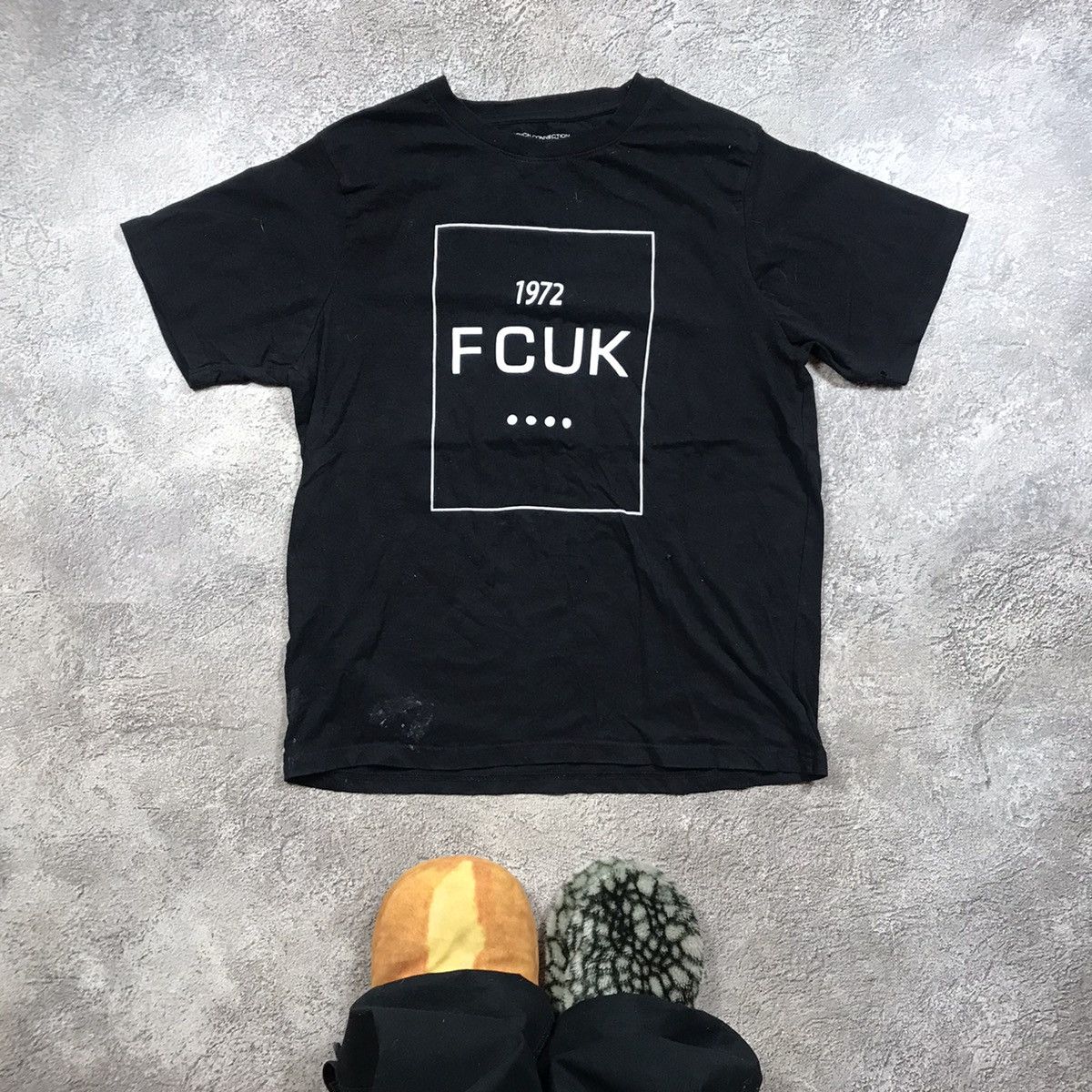 VINTAGE ADULT FCUK 1972 SLOGAN FUNNY TEE Y2K