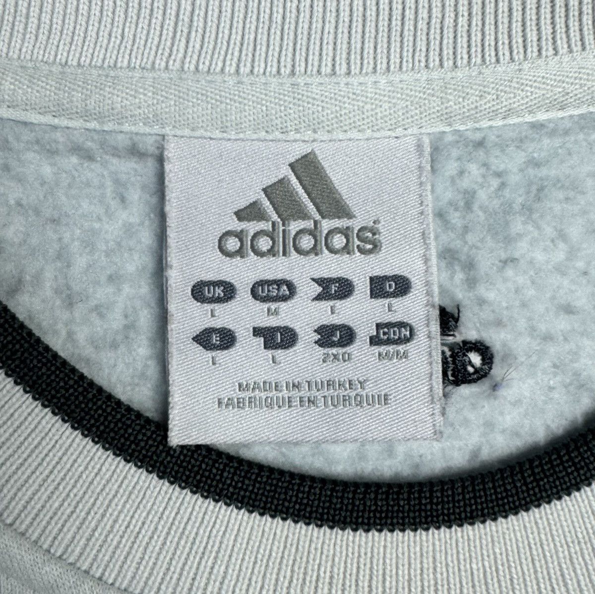 Adidas Vintage 00s Adidas Small Logo Cotton Crewneck Sweatshirt Size US L / EU 52-54 / 3 - 12 Thumbnail