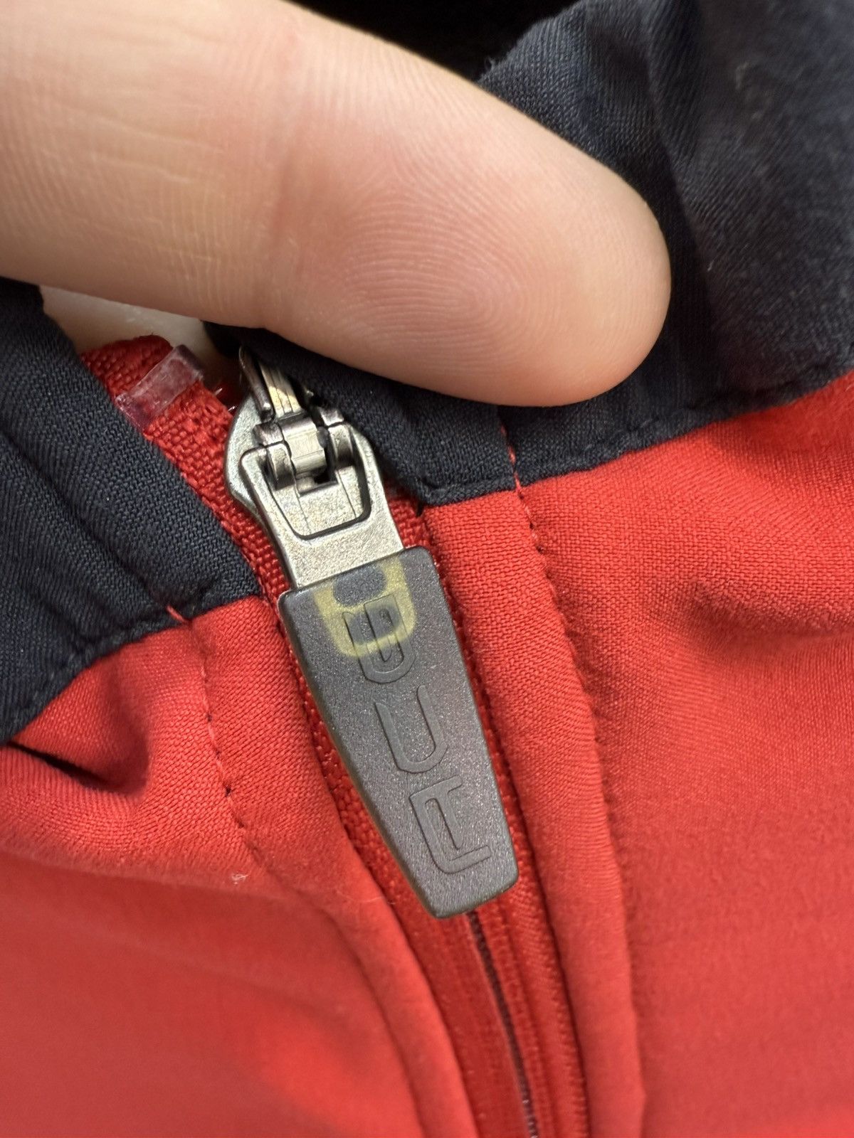 Nike ACG Nike ACG Red Technical Track Light Softshell Jacket Size US M / EU 48-50 / 2 - 5 Thumbnail