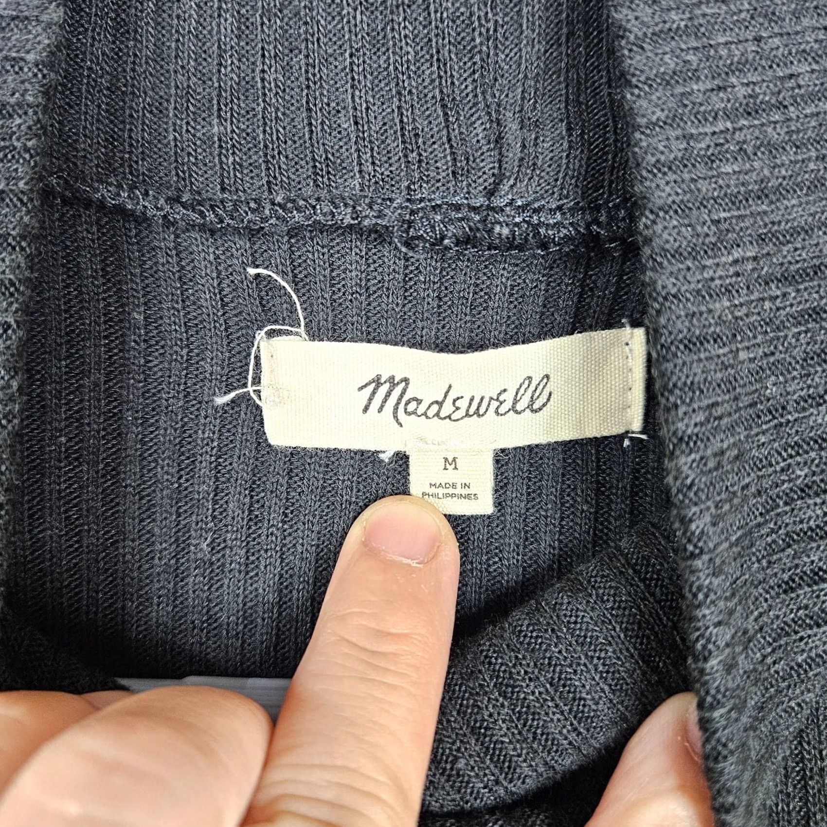 Madewell Madewell Turtle Neck Top Size M Black Ribbed Bubble Sleeve Swing Size M / US 6-8 / IT 42-44 - 6 Thumbnail