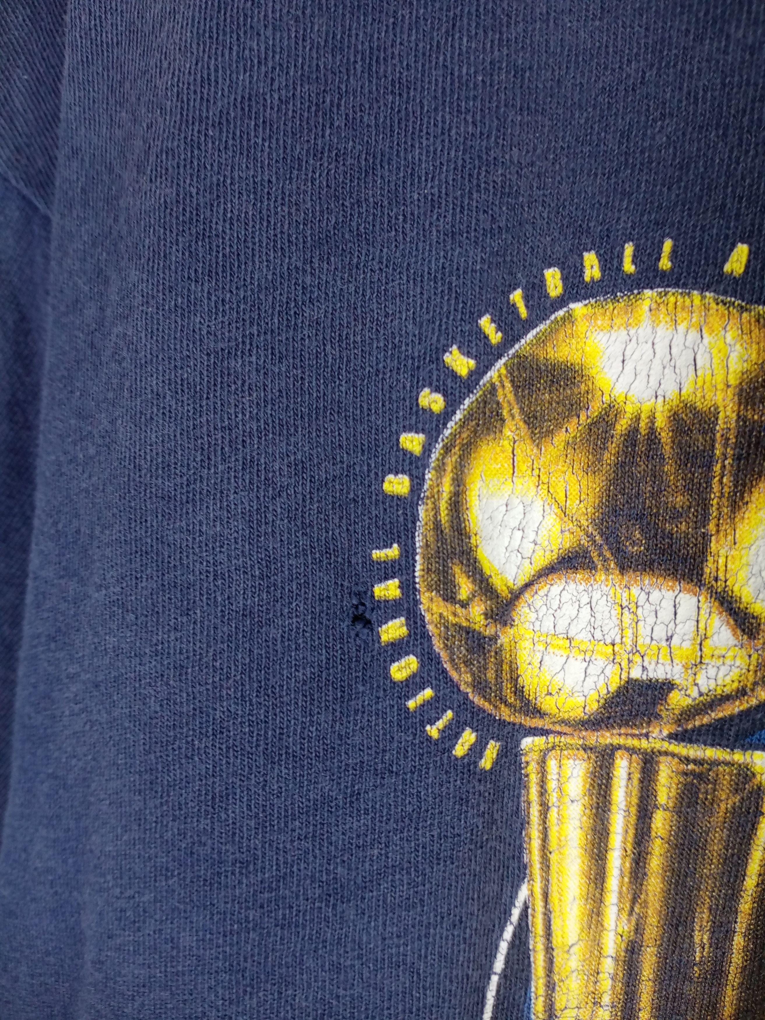 NBA Rare Vintage 2000 NBA Finals Indiana Pacers Puma Tshirt Size US XL / EU 56 / 4 - 7 Thumbnail