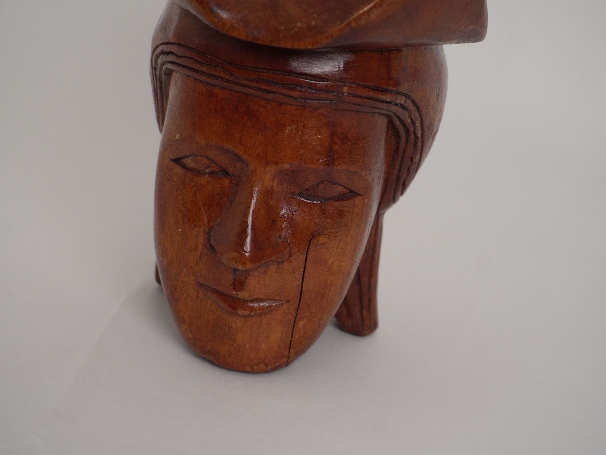 Handmade Home decoration Cigarette Ashtray Wood craving folk art Size ONE SIZE - 6 Thumbnail