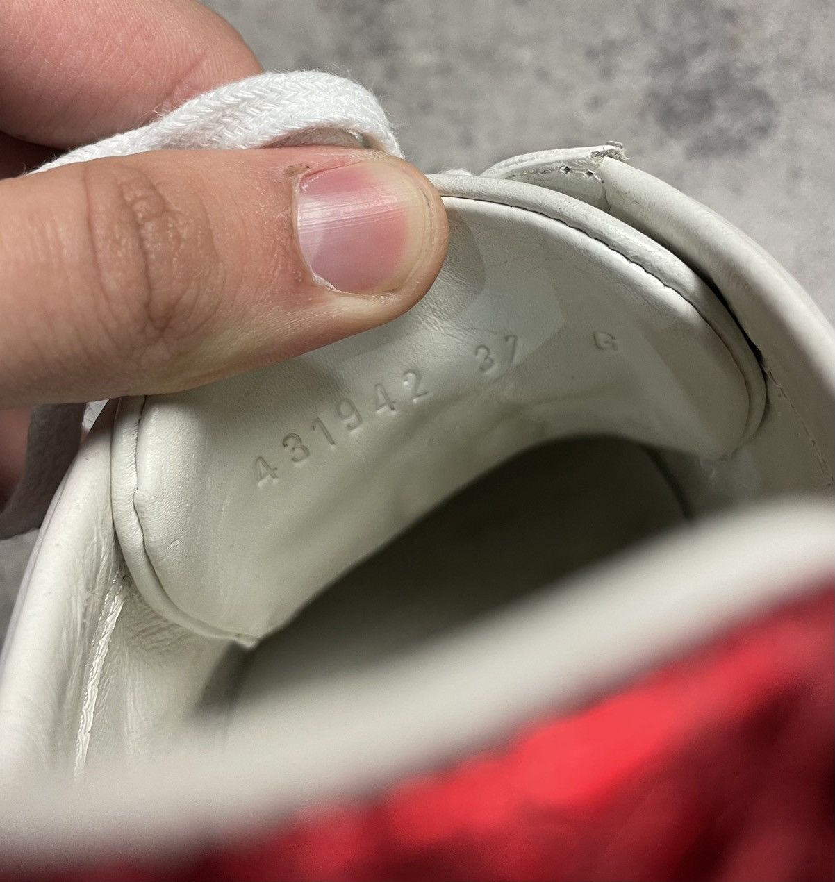 Gucci Gucci 🐝 bee ace green red stripe shoes Size US 7 / IT 37 - 8 Thumbnail