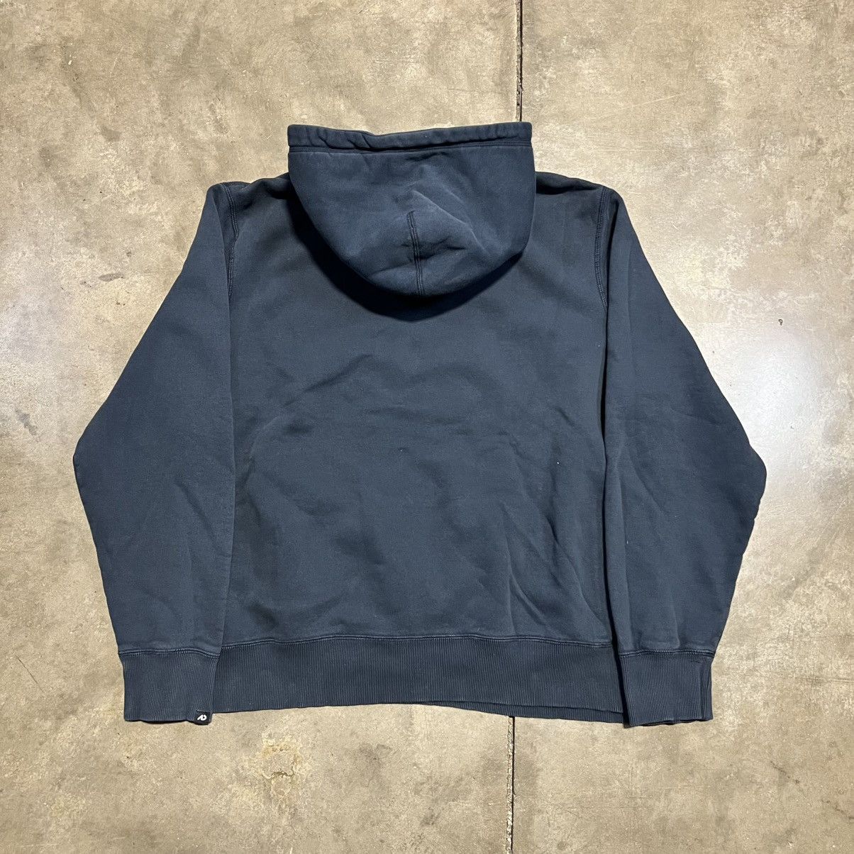 Nike × Vintage Vintage Y2K Nike Mini Swoosh Hoodie Sweatshirt Oversized Size US XXL / EU 58 / 5 - 5 Thumbnail