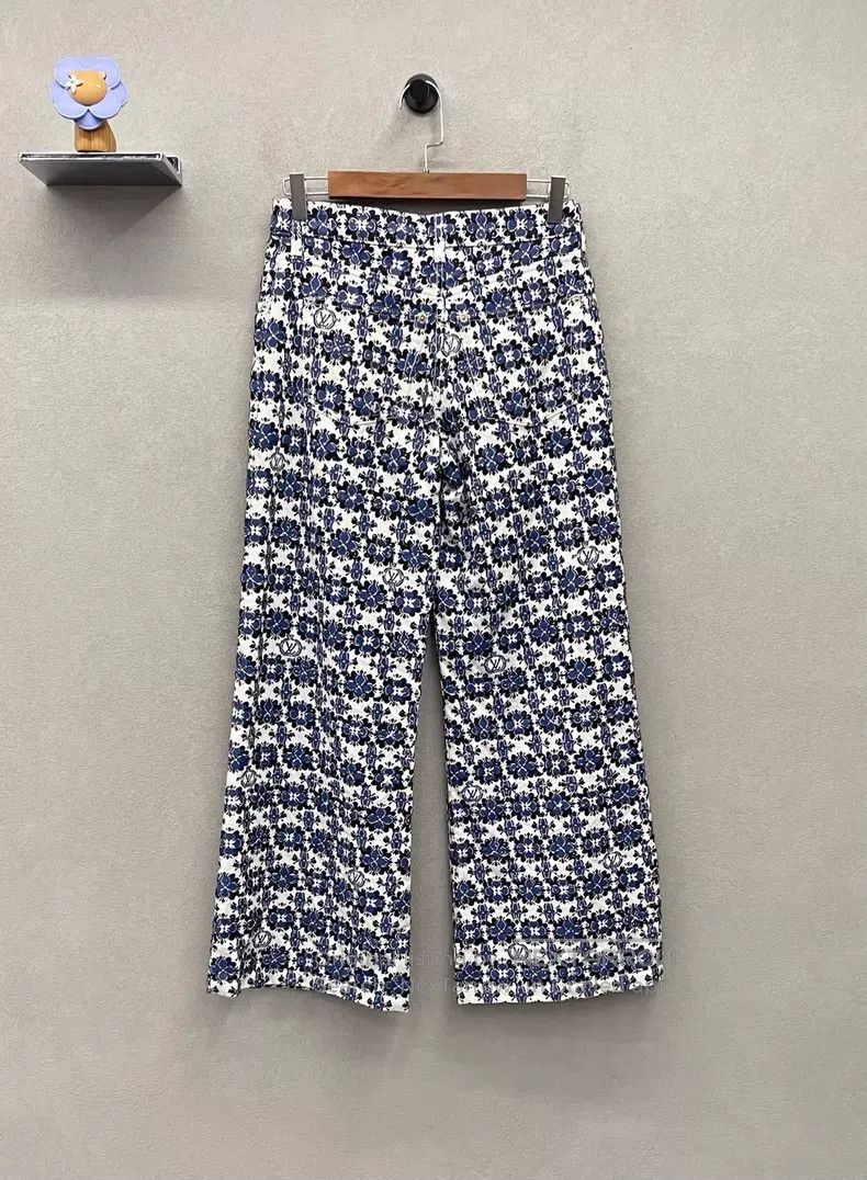 Louis Vuitton Louis Vuitton Blue Full Flower Jeans Size US 36 / EU 52 - 2 Thumbnail