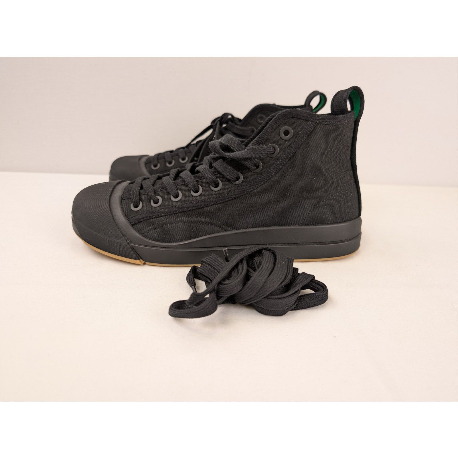 Bottega Veneta o1rshd1 Canvas Vulcan Sneaker in Black Size US 9 / EU 42 - 9 Thumbnail