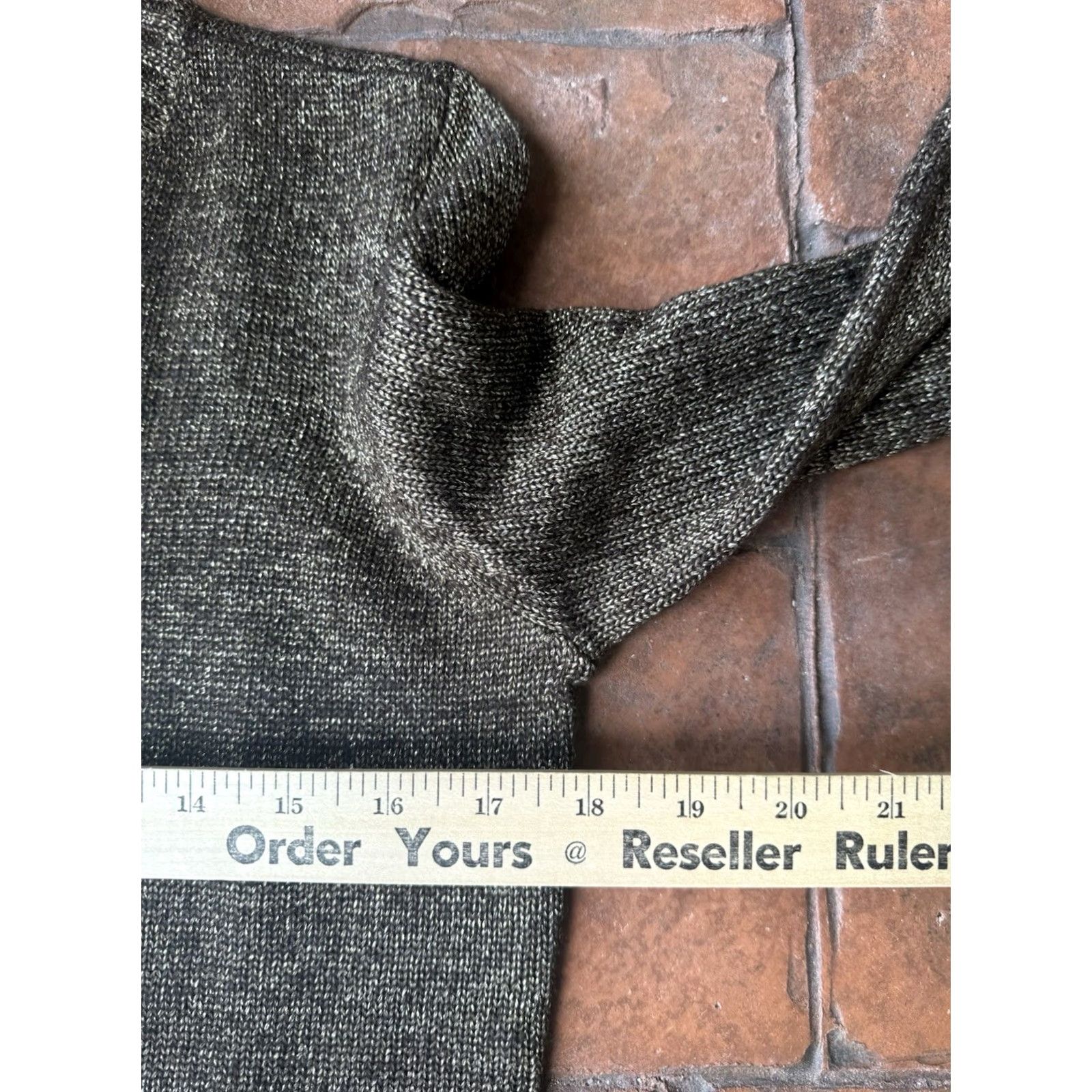 Boston Proper VINTAGE Boston Proper Sweater Women’s XS Brown Regular Crew Neck Faux Fur Cuff Pullover Size XS / US 0-2 / IT 36-38 - 4 Thumbnail