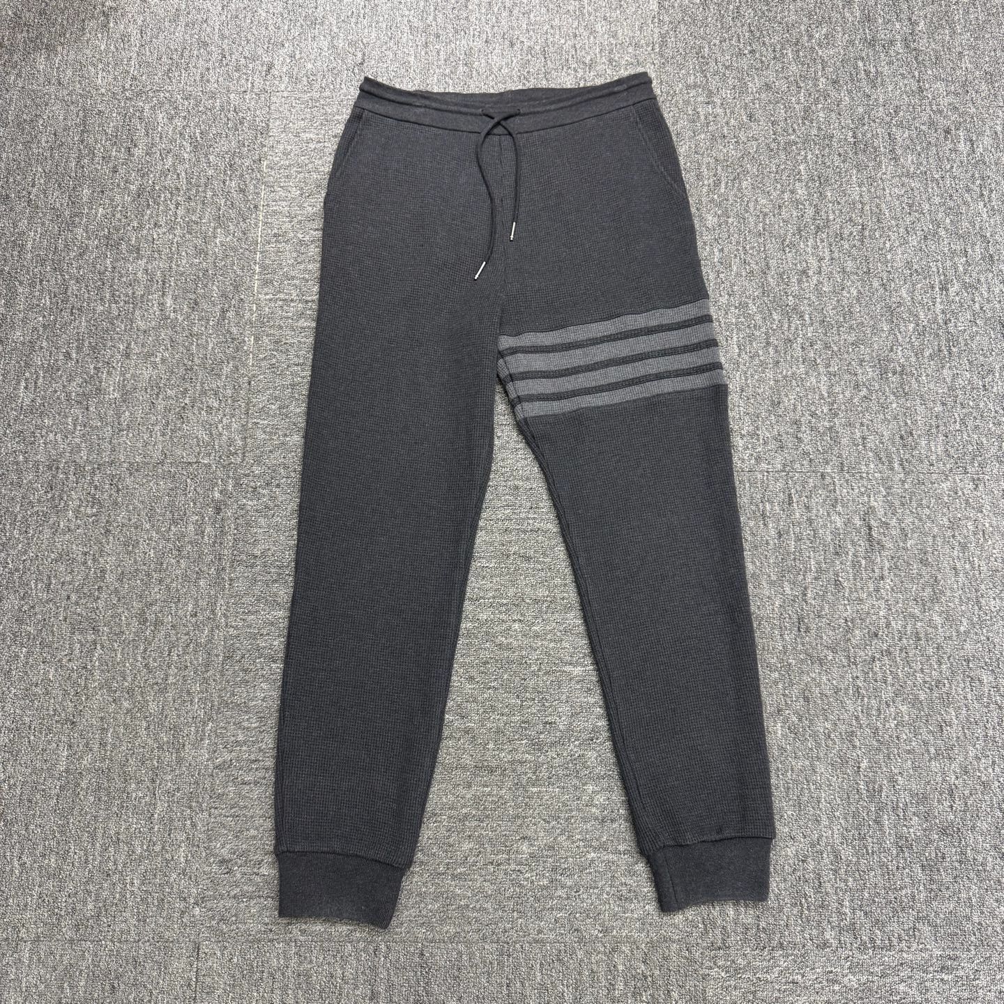 Thom Browne Thom Browne 4-Bar Waffle Casual Pants Size 1 Size US 29 - 1 Thumbnail