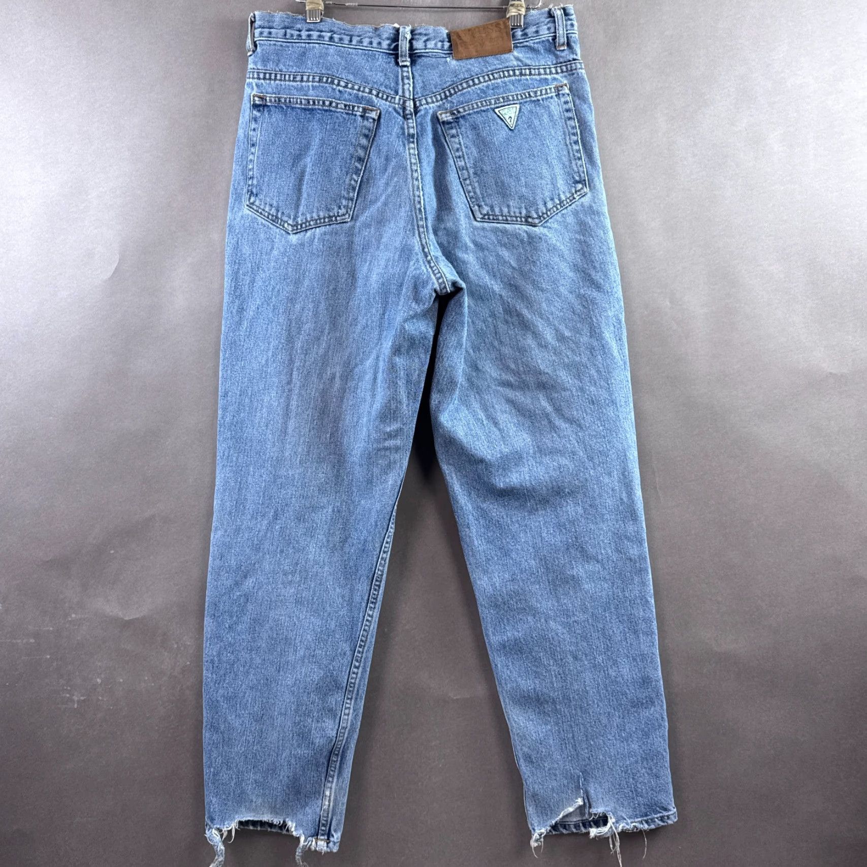 Guess VINTAGE GUESS Jeans Mens 32x32 Blue Pants Denim Distressed 90s Thrashed Made USA 5-Pocket Size US 32 / EU 48 - 4 Thumbnail