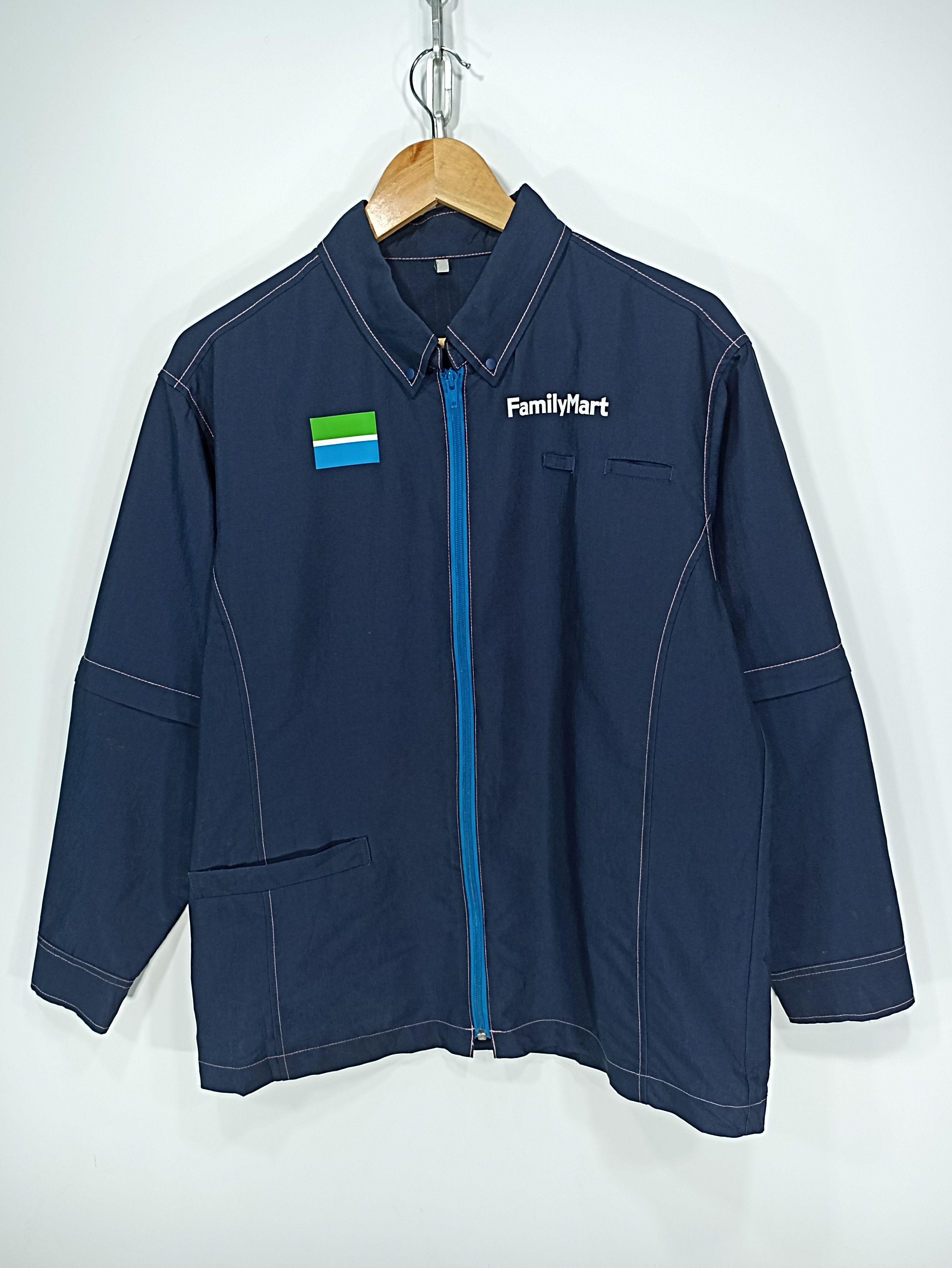 image of Vintage x Workers Family Mart Japanese Zipper Sleeve in Dark Blue, Men's (Size Large)