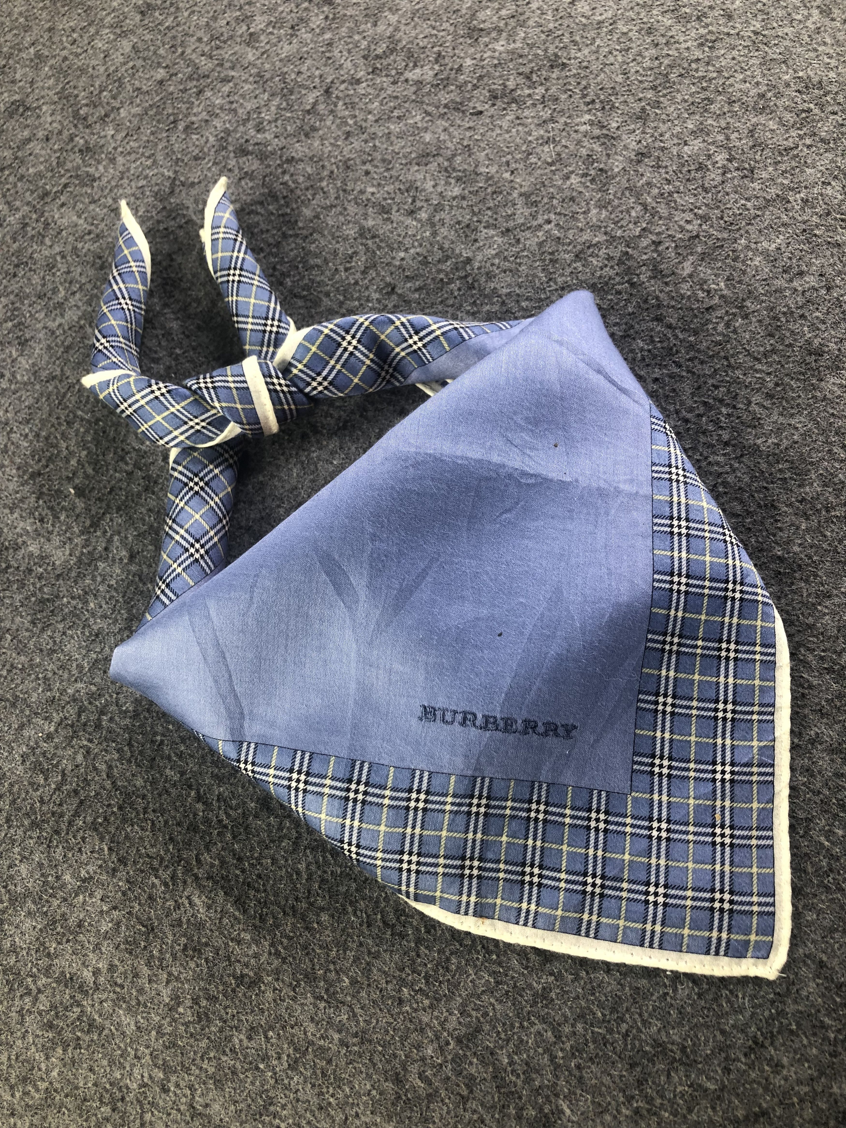 Burberry Burberry Handkerchief / Bandana / Neckerchief Size ONE SIZE - 2 Thumbnail