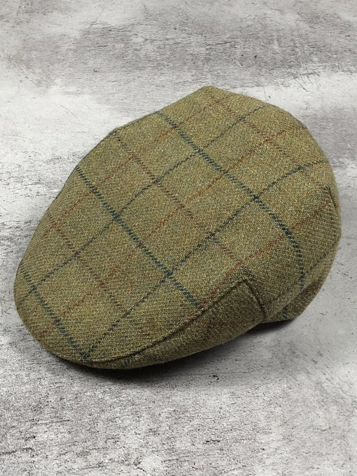Barbour Barbour Plaid Tweed Flat Cap Size ONE SIZE - 1 Thumbnail