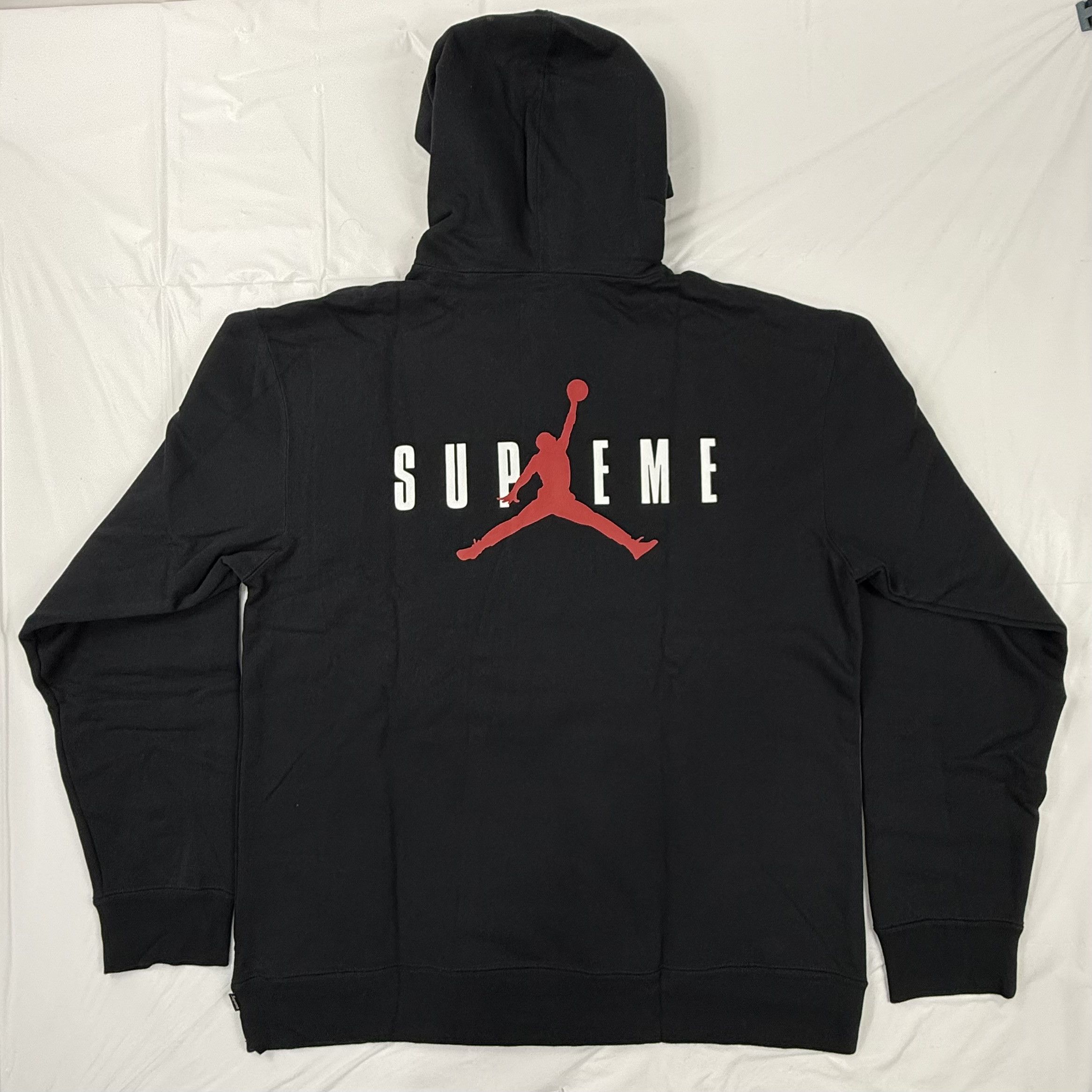 Jordan Brand × Supreme Supreme Jordan Hoodie Black Sweatshirt Size L NEW Size US L / EU 52-54 / 3 - 1 Thumbnail