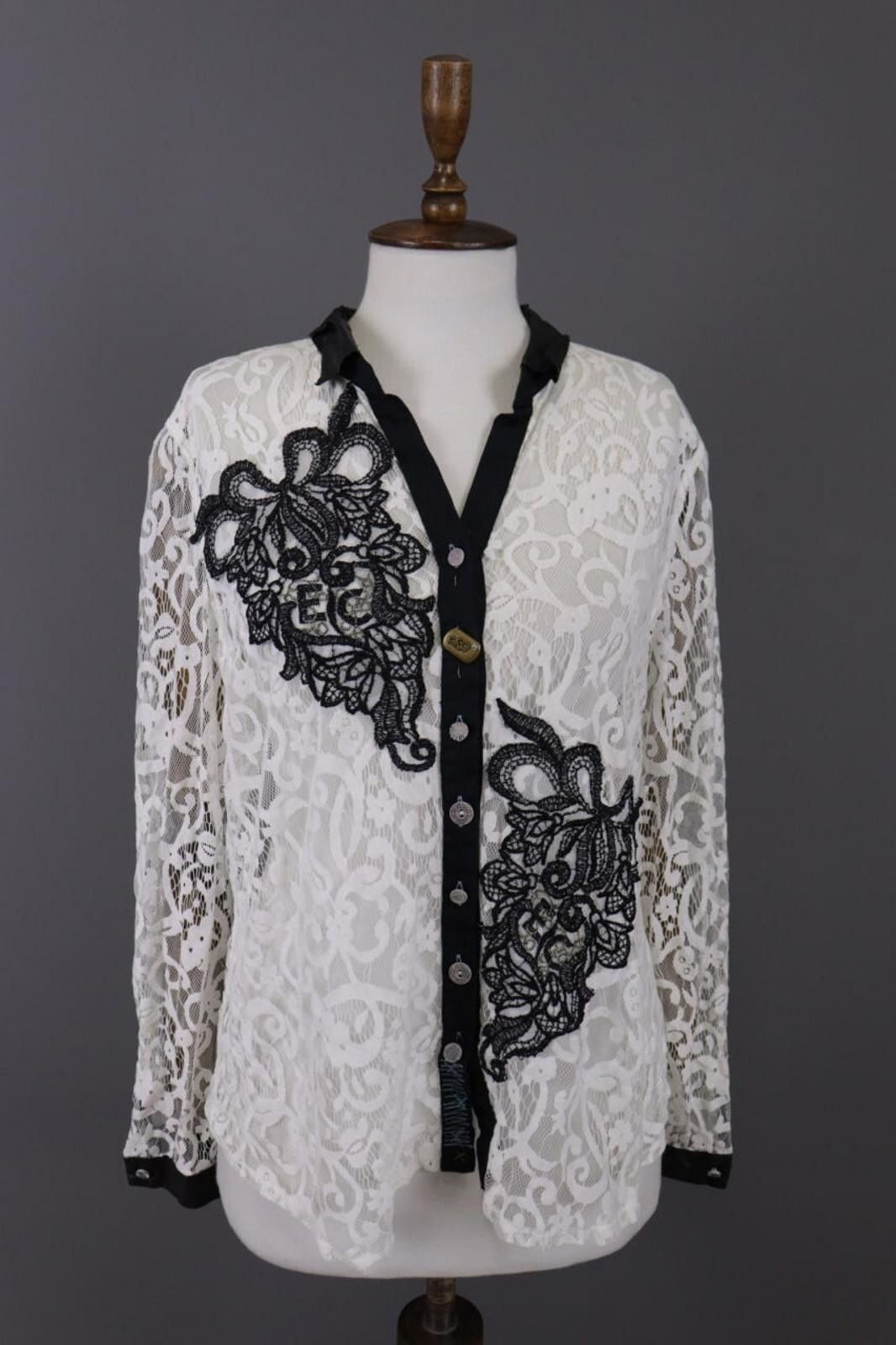 Designer Elisa Cavaletti White Embroidered Button Down Shirt Blouse Size M / US 6-8 / IT 42-44 - 1 Thumbnail