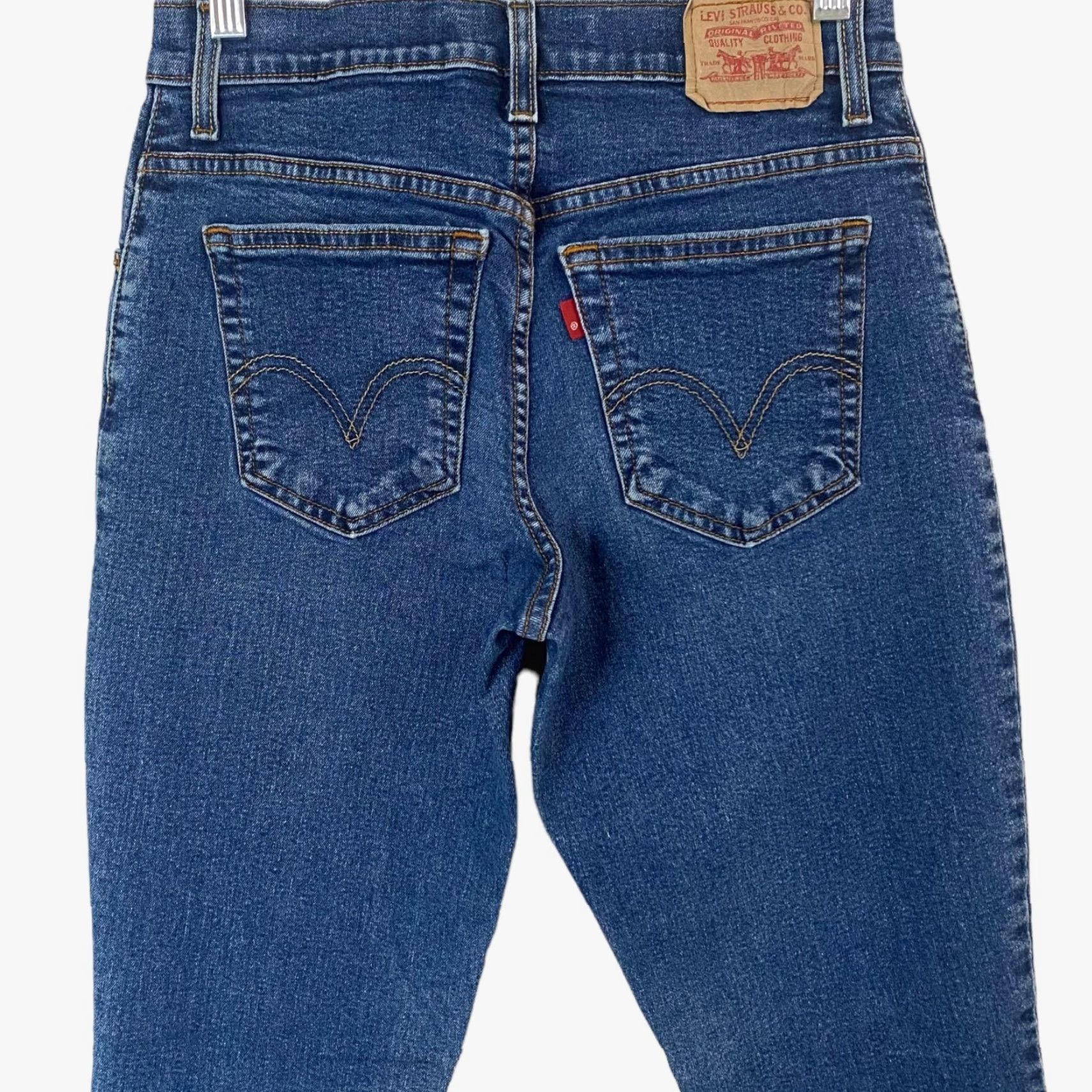 Levi's VINTAGE Levi's 550 Boot Cut Jeans Relaxed Women's 8L Blue Medium Wash Mid-Rise Denim Jeans Women Size 30" / US 8 / IT 44 - 6 Thumbnail