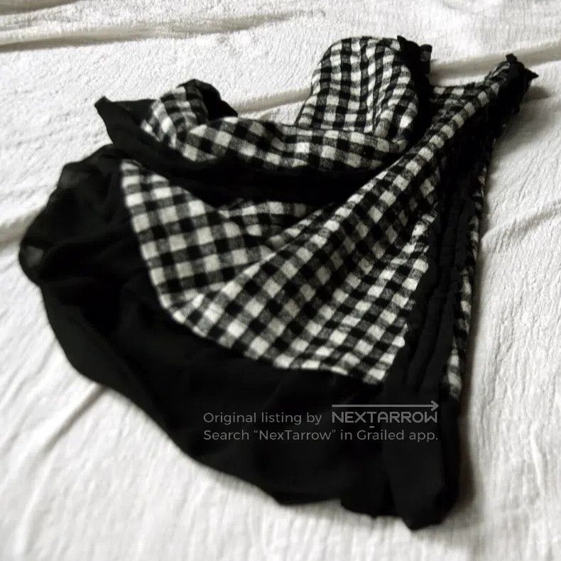Comme des Garcons Comme Des Garcons size M Black and white checkered mesh ru Size 23" - 1 Thumbnail
